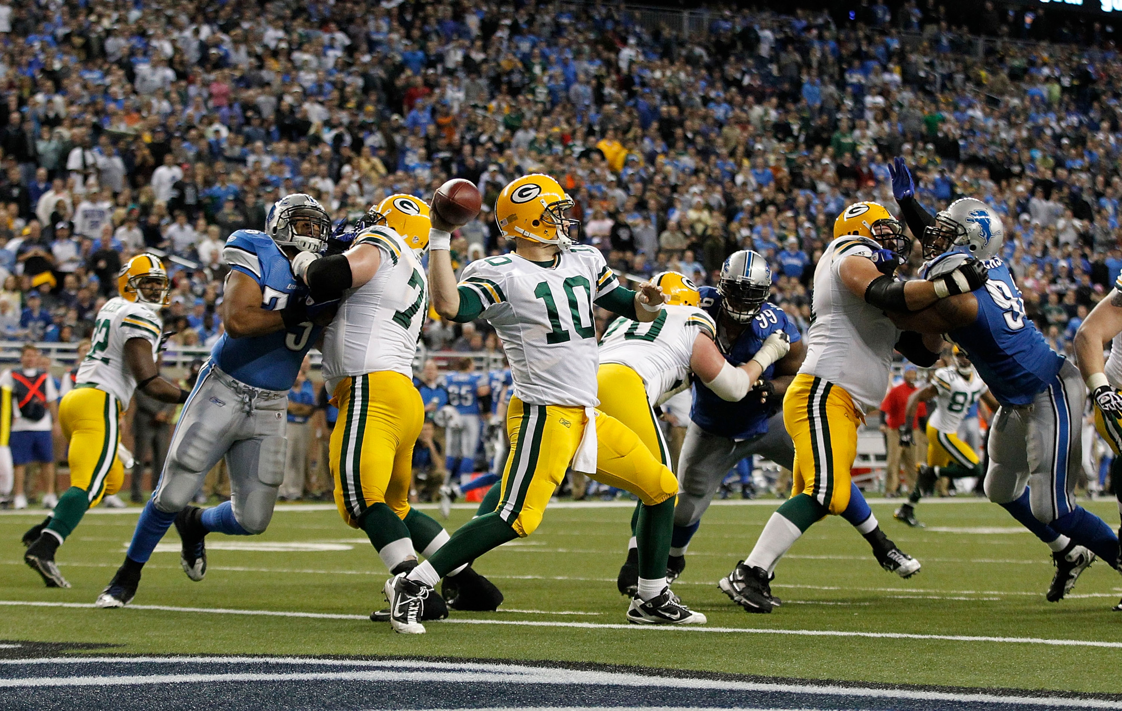 DETROIT - DECEMBER 12:  Matt Flynn #10 of the Green Bay Packers drops back to pass during the third quarter of the game against the Detroit Lions at Ford Field on December 12, 2010 in Detroit, Michigan. The Lions defeated the Packers 7-3.  (Photo by Leon 