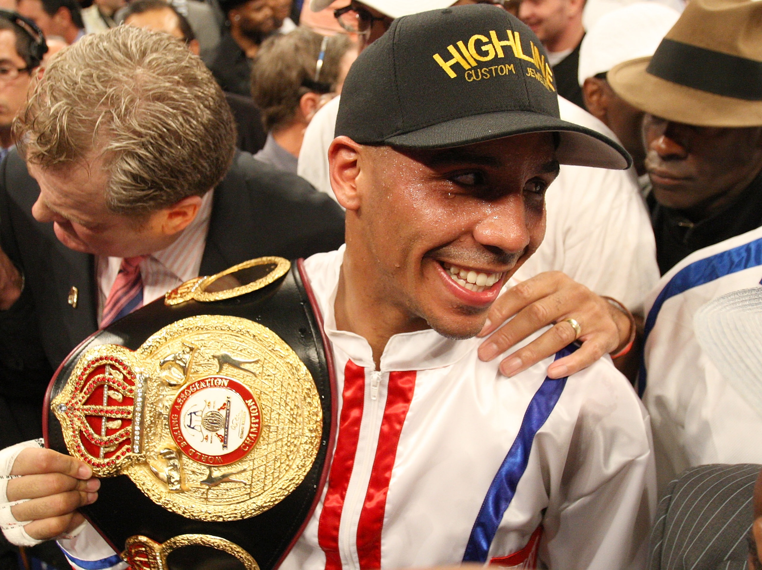 OAKLAND, CA - NOVEMBER 21:  Andre Ward celebrates after defeating Mikkel Kessler of Denmark during their WBA Super Middleweight Championship Bout at the Oakland-Alameda County Coliseum on November 21, 2009 in Oakland, California.  (Photo by Jed Jacobsohn/