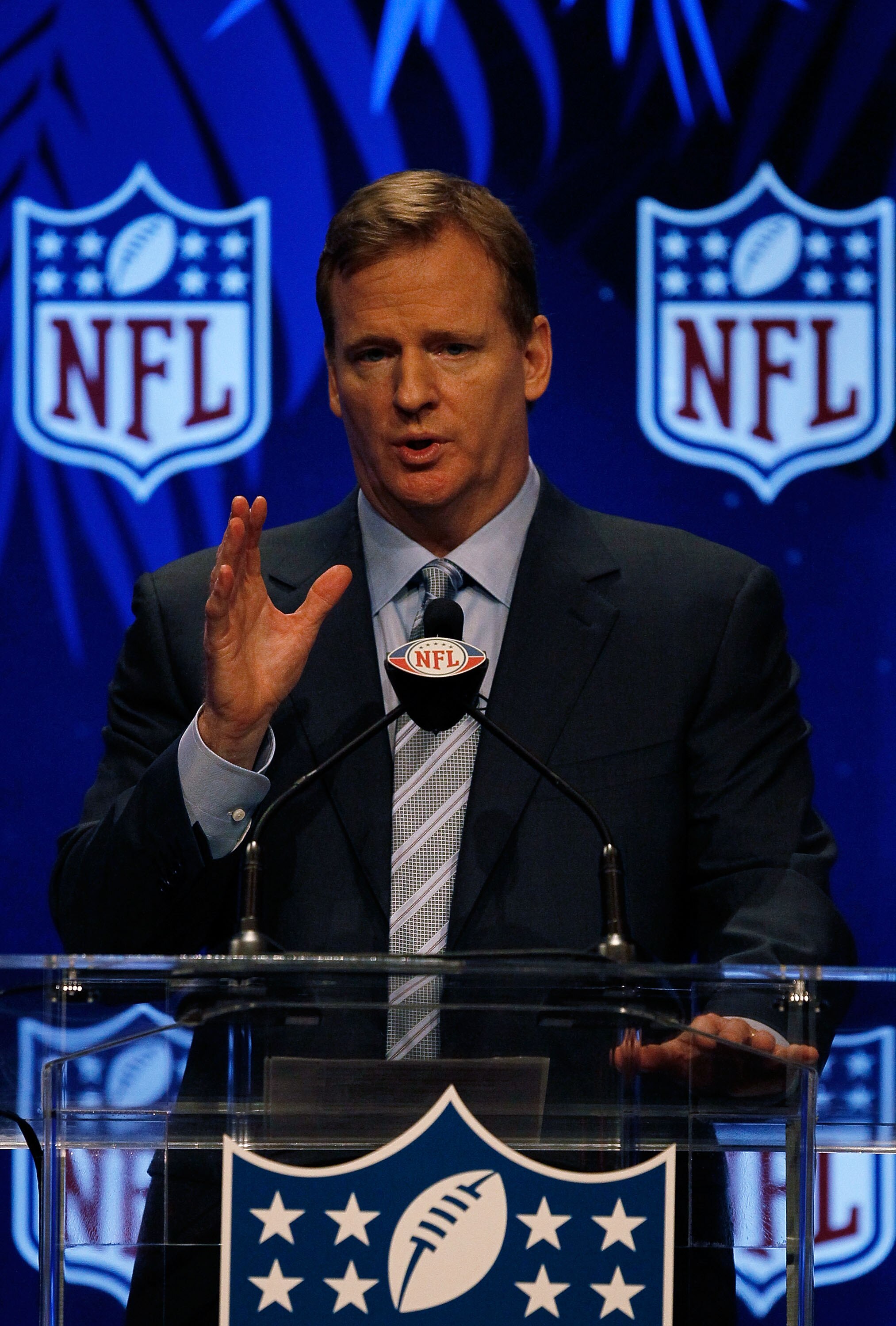 FORT LAUDERDALE, FL - FEBRUARY 05:  Commissioner of the NFL Roger Goodell speaks to members of the media during the NFL Commissioner Press Conference held at the Greater Ft. Lauderdale/Broward County Convention Center as part of media week for Super Bowl 