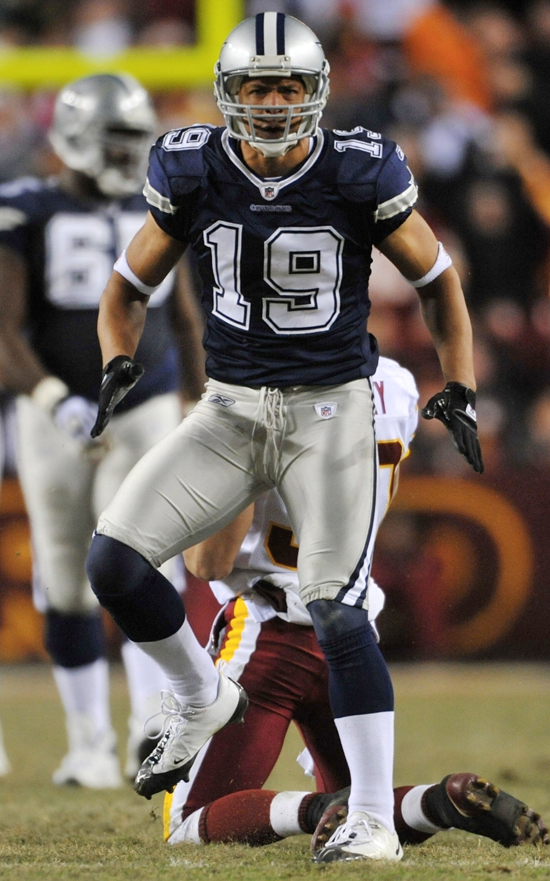 LANDOVER, MD - DECEMBER 21: Wide receiver Miles Austin #19 of the Dallas Cowboys reacts to a play against the Washington Redskins at FedEx Field on December 27, 2009 in Landover, Maryland. (Photo by Larry French/Getty Images)