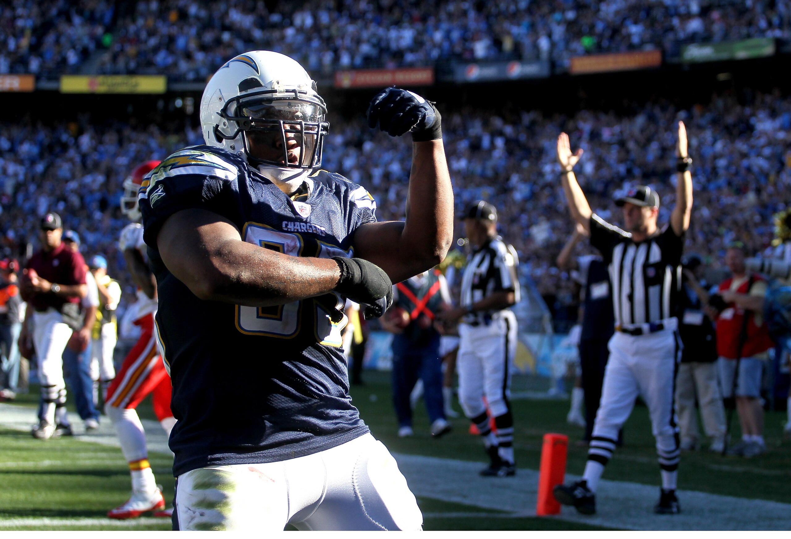 SAN DIEGO - DECEMBER 12: Running back Mike Tolbert #35 of the San Diego Chargers celebrates after his eight yard touchdown run against the Kansas City Chiefs at Qualcomm Stadium on December 12, 2010 in San Diego, California.  (Photo by Stephen Dunn/Getty 