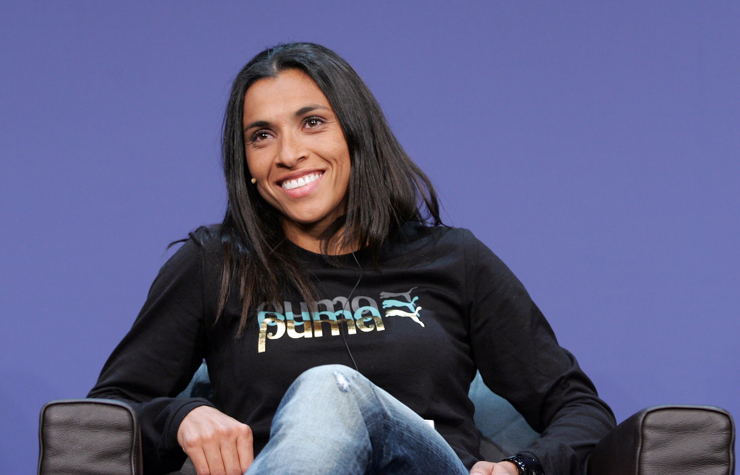 ZURICH - SWITZERLAND Ð DECEMBER 21: Brazil's Marta during a Press Conference for the FIFA 2009 Women's Player of the Year at the Kongresshaus on December 21, 2009 in Zurich, Switzerland. (Photo by Pascal Muller/Getty Images) ZURICH - SWITZERLAND Ð DECEMBER 21: Brazil's Marta during a Press Conference for the FIFA 2009 Women's Player of the Year at the Kongresshaus on December 21, 2009 in Zurich, Switzerland. (Photo by Pascal Muller/Getty Images)