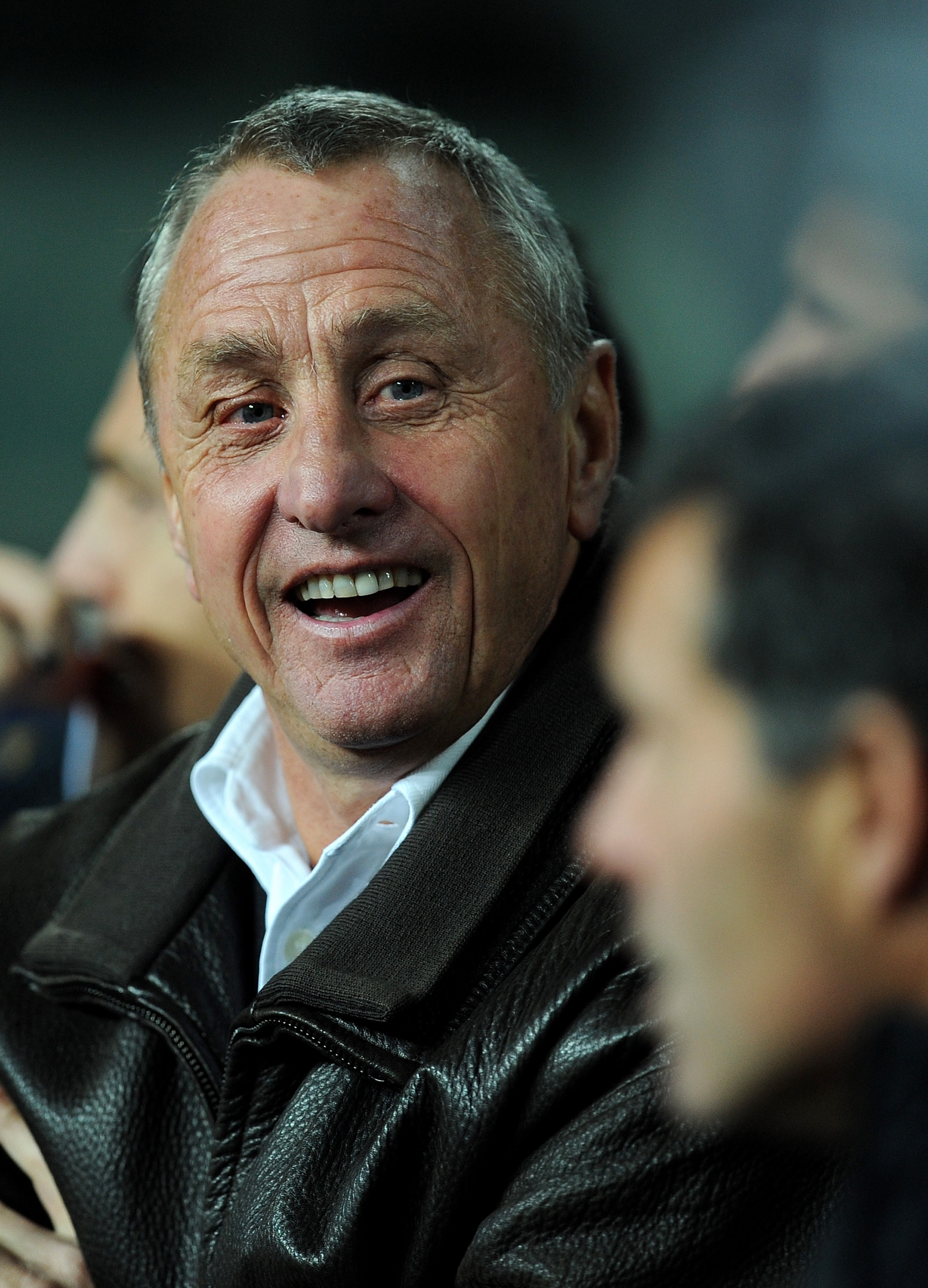 BARCELONA, SPAIN - DECEMBER 22: Head coach Johan Cruyff of Catalunya smiles during the international friendly match between Catalunya and Argentina at the Camp Nou stadium on December 22, 2009 in Barcelona, Spain. Catalunya won the match 4-2. (Photo by BARCELONA, SPAIN - DECEMBER 22: Head coach Johan Cruyff of Catalunya smiles during the international friendly match between Catalunya and Argentina at the Camp Nou stadium on December 22, 2009 in Barcelona, Spain. Catalunya won the match 4-2. (Photo by