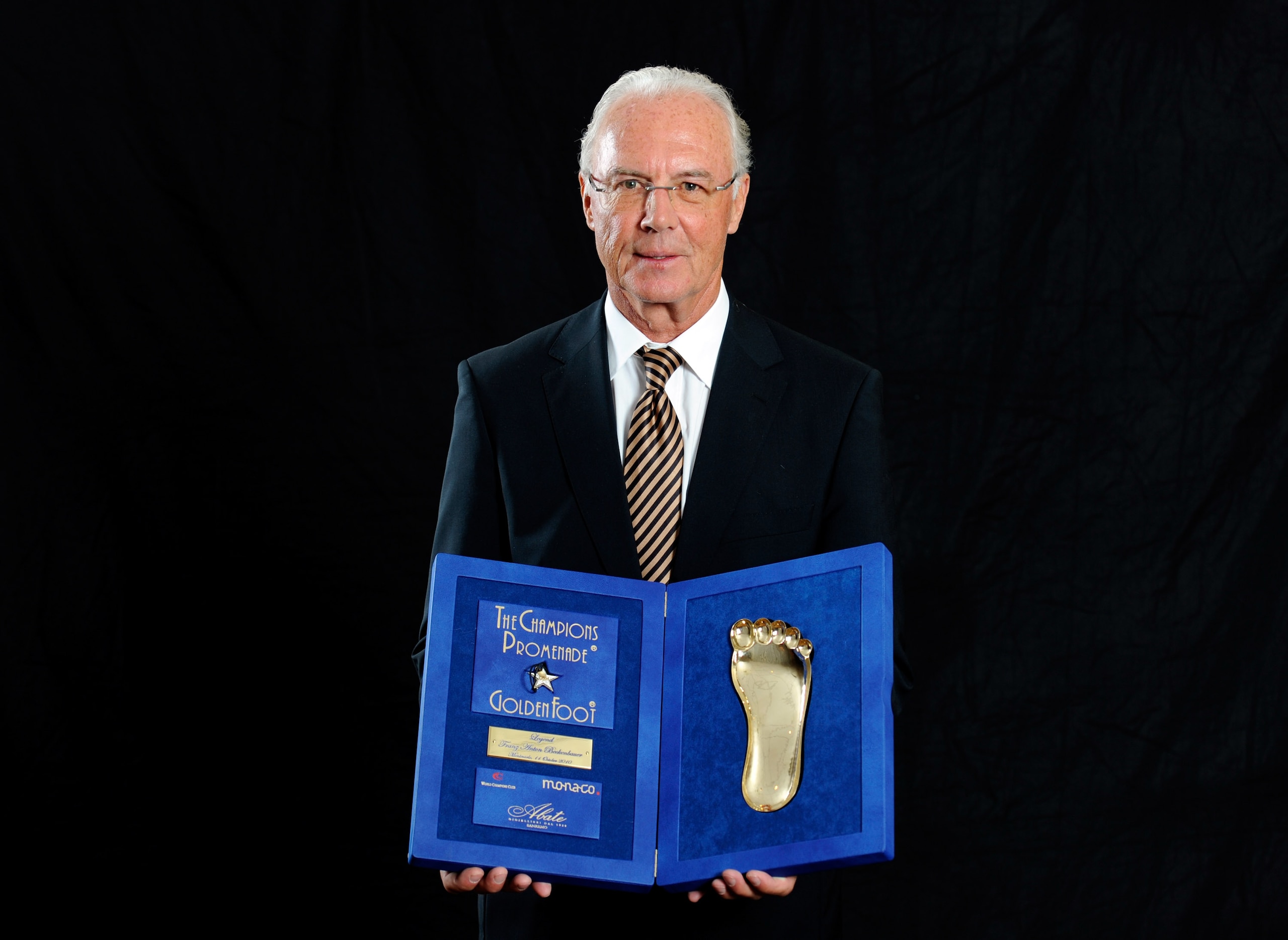 MONACO - OCTOBER 11: Franz Beckenbauer during the Golden Foot Awards ceremony at Fairmont Hotel on October 11, 2010 in Monaco, Monaco. (Photo by Claudio Villa/Getty Images for Golden Foot) MONACO - OCTOBER 11: Franz Beckenbauer during the Golden Foot Awards ceremony at Fairmont Hotel on October 11, 2010 in Monaco, Monaco. (Photo by Claudio Villa/Getty Images for Golden Foot)