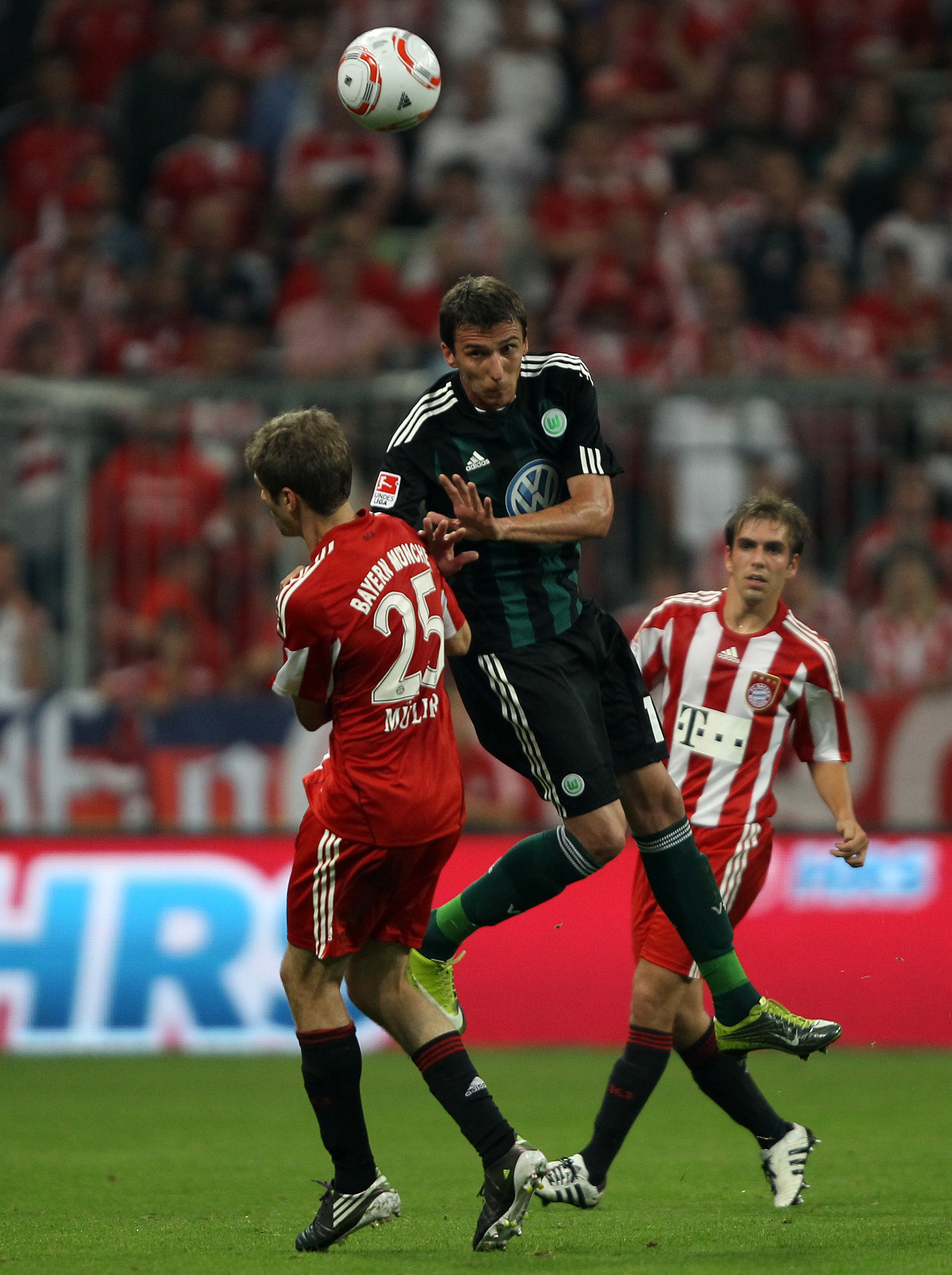 MUNICH, GERMANY - AUGUST 20: Mario Mandzukic of Wolfsburg jumps for a header during the Bundesliga match between FC Bayern Muenchen and VfL Wolfsburg at Allianz Arena on August 20, 2010 in Munich, Germany. (Photo by Clive Brunskill/Getty Images) MUNICH, GERMANY - AUGUST 20: Mario Mandzukic of Wolfsburg jumps for a header during the Bundesliga match between FC Bayern Muenchen and VfL Wolfsburg at Allianz Arena on August 20, 2010 in Munich, Germany. (Photo by Clive Brunskill/Getty Images)