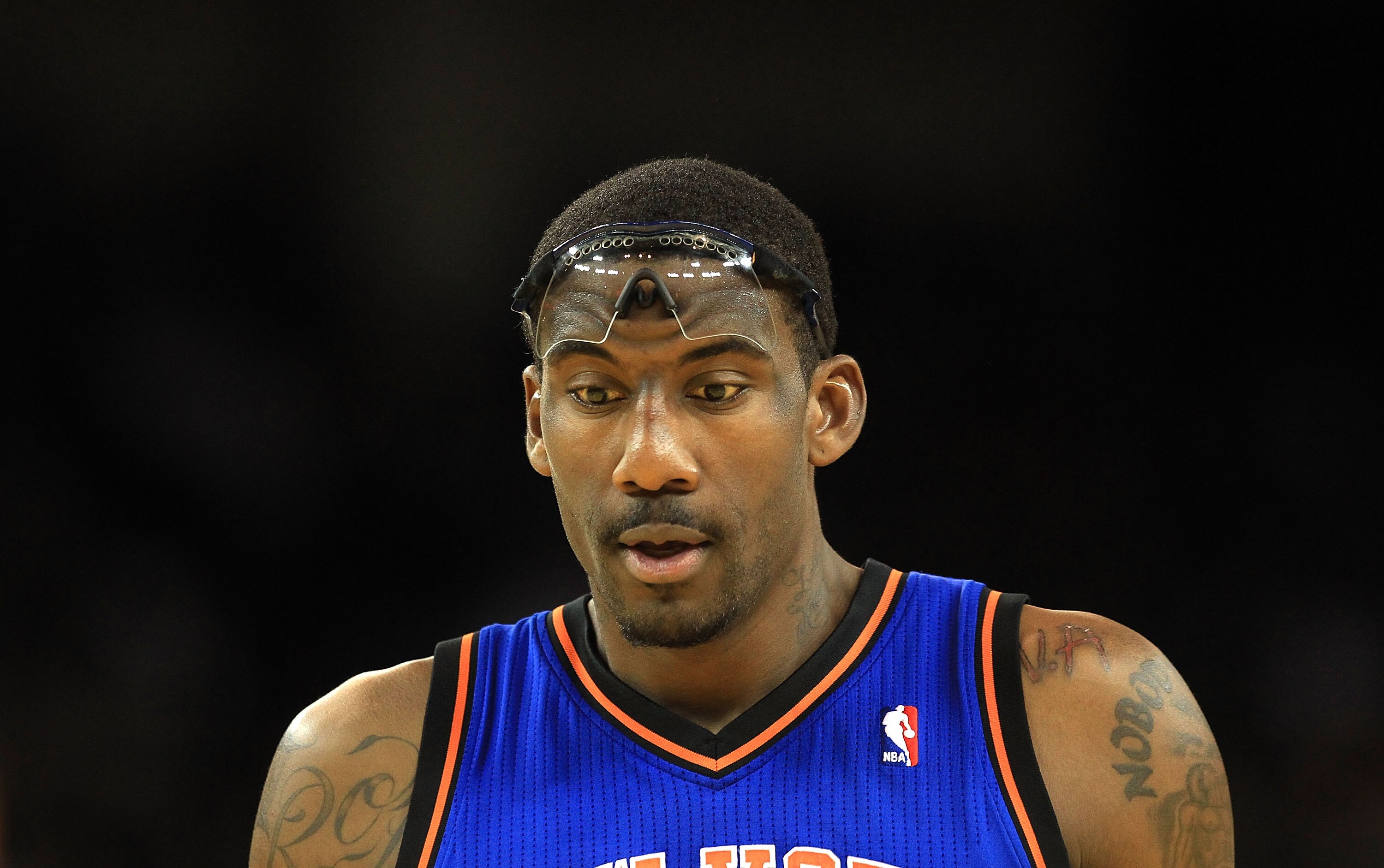 OAKLAND, CA - NOVEMBER 19:  Amar'e Stoudemire #1 of the New York Knicks in action against the Golden State Warriors at Oracle Arena on November 19, 2010 in Oakland, California. NOTE TO USER: User expressly acknowledges and agrees that, by downloading and