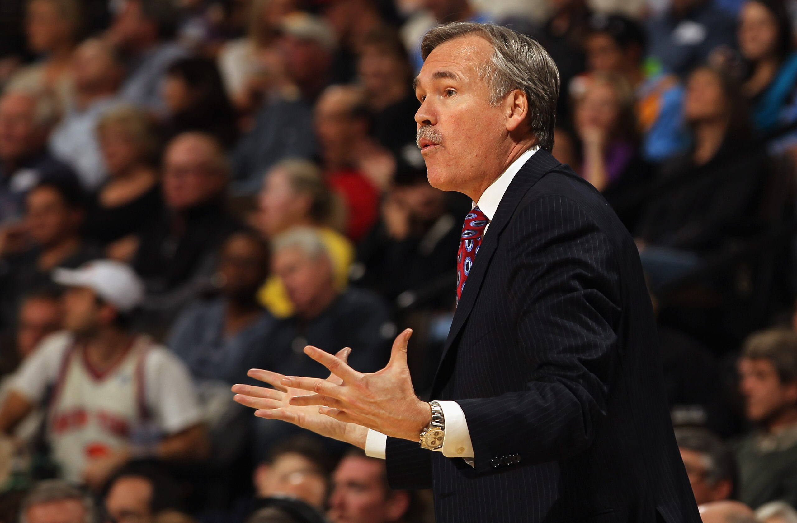 DENVER - NOVEMBER 16:  Head coach Mike D'Antoni of the New York Knicks leads his team against the Denver Nuggets at the Pepsi Center on November 16, 2010 in Denver, Colorado. The Nuggets defeated the Knicks 120-118. NOTE TO USER: User expressly acknowledg