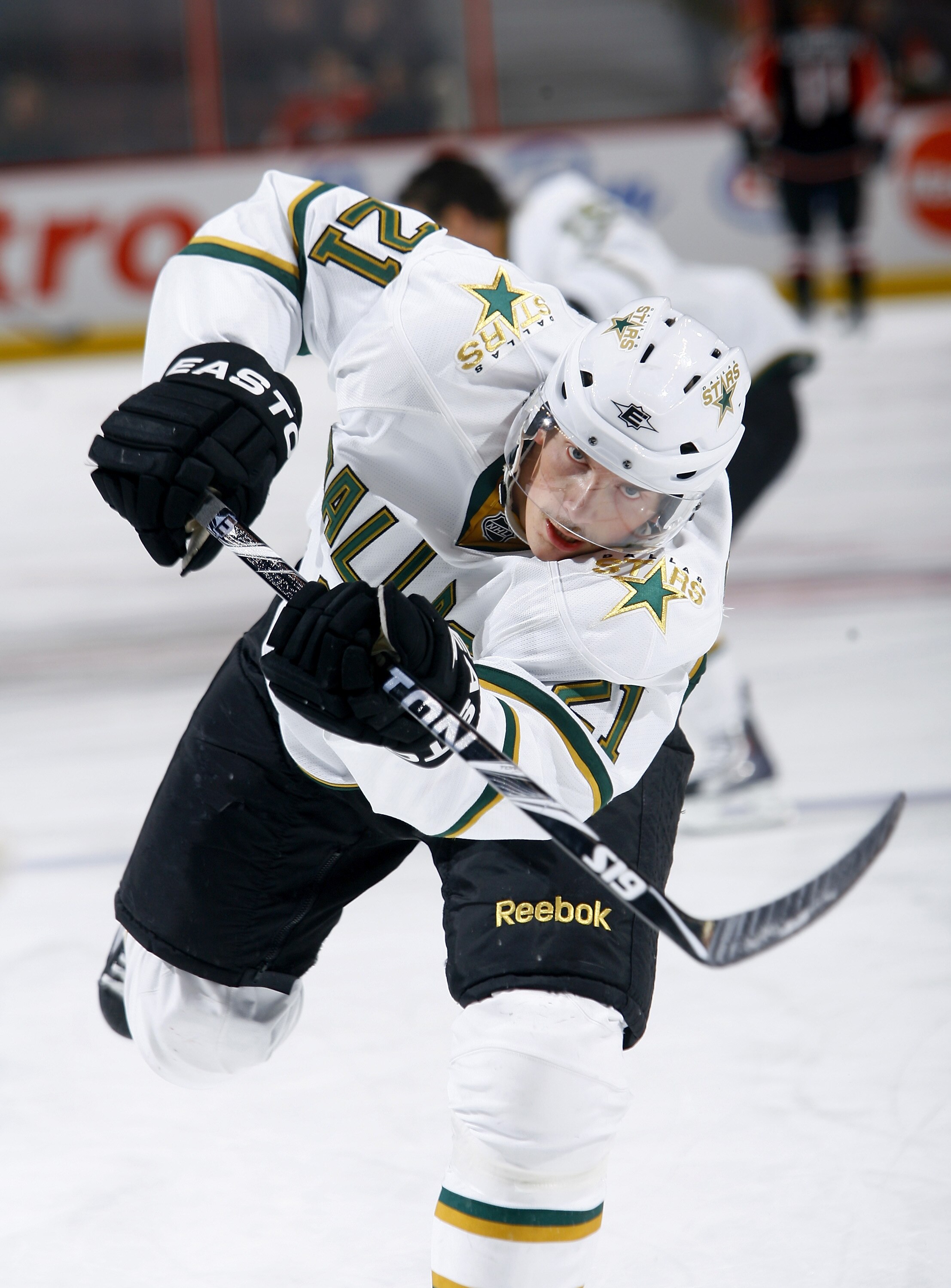 OTTAWA, ON - NOVEMBER 24: Loui Eriksson #21 of the Dallas Stars fires a shot on net during warmup before a game against the Ottawa Senators at Scotiabank Place on November 24, 2010 in Ottawa, Ontario, Canada. (Photo by Phillip MacCallum/Getty Images)