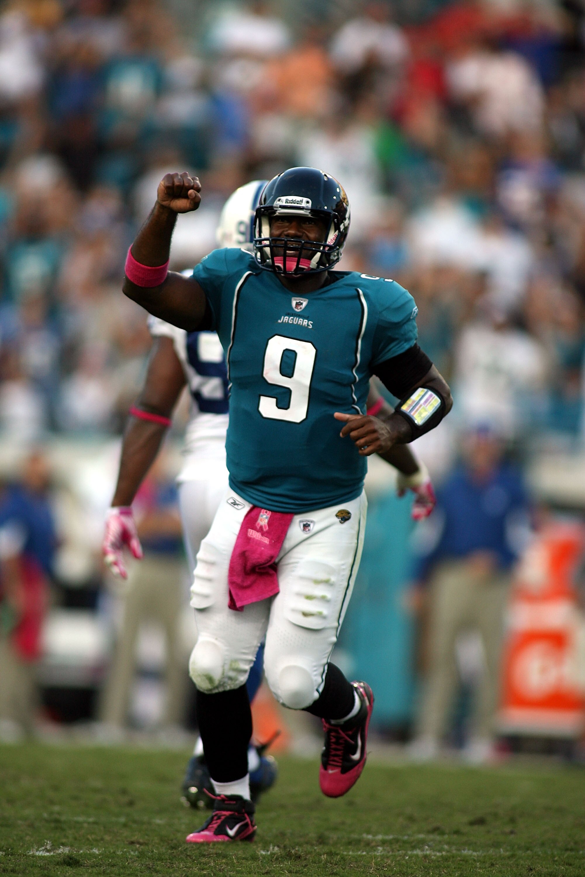 JACKSONVILLE, FL - OCTOBER 03:  Quarterback David Garrard #9 of the Jacksonville Jaguars celebrates the go ahead touchdown against the Indianapolis Colts at EverBank Field on October 3, 2010 in Jacksonville, Florida. The Jaguars won 31-28.  (Photo by Marc