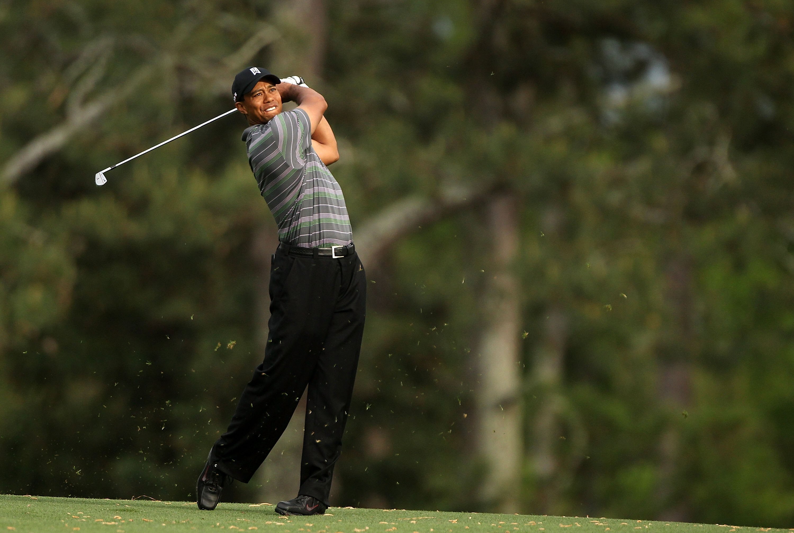 AUGUSTA, GA - APRIL 08:  Tiger Woods during the first round of the 2010 Masters Tournament at Augusta National Golf Club on April 8, 2010 in Augusta, Georgia.  (Photo by Streeter Lecka/Getty Images for Golf Week)