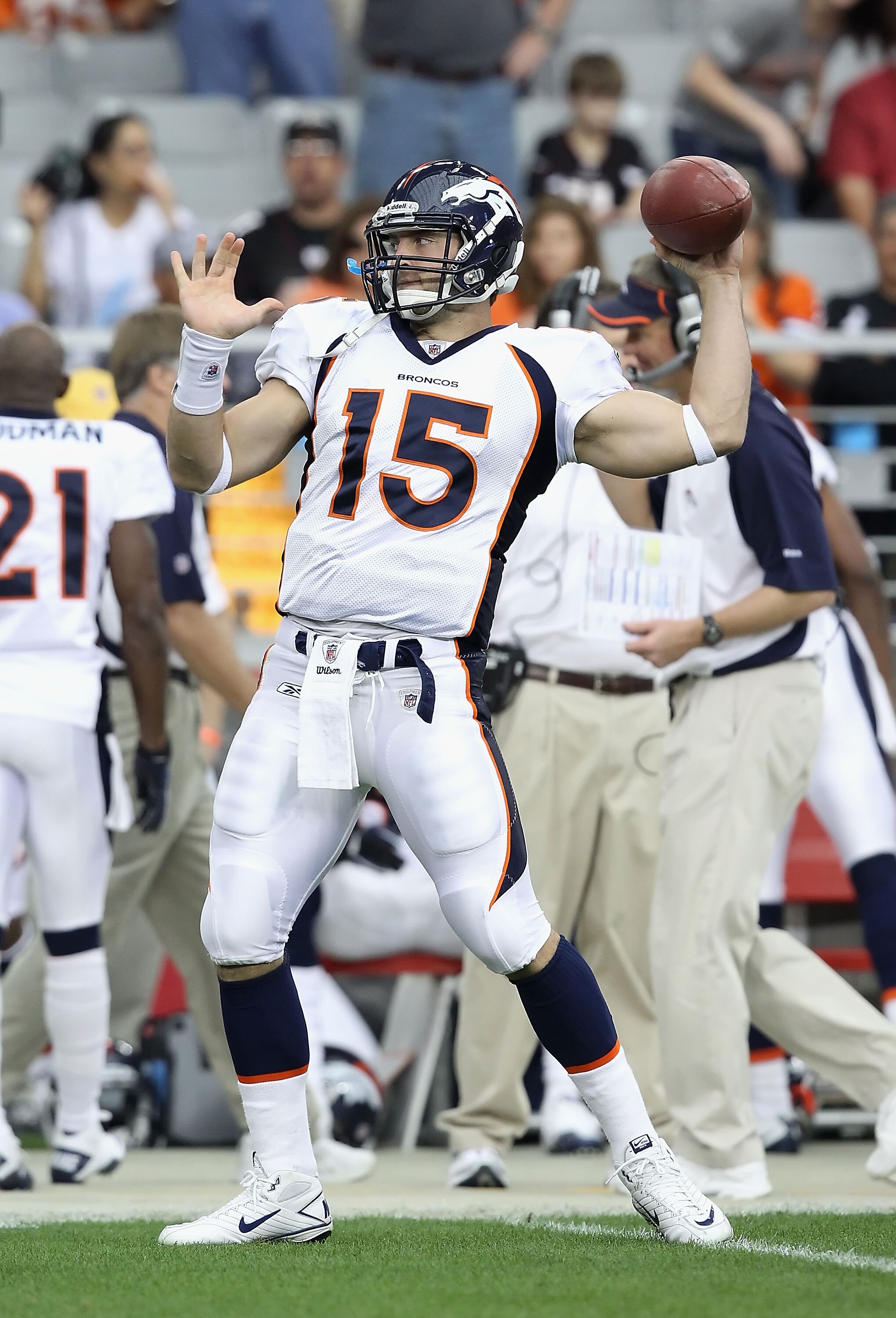 GLENDALE, AZ - DECEMBER 12:  Quarterback Tim Tebow #15 of the Denver Broncos warms up before the NFL game against the Arizona Cardinals at the University of Phoenix Stadium on December 12, 2010 in Glendale, Arizona.   The Cardinals defeated the Broncos 43