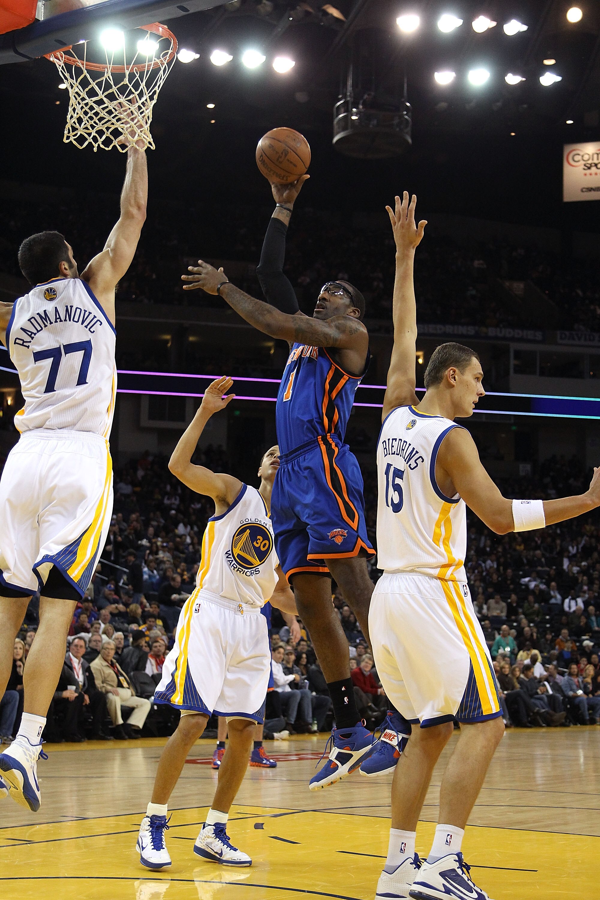 OAKLAND, CA - NOVEMBER 19:  Amar'e Stoudemire #1 of the New York Knicks in action against the Golden State Warriors at Oracle Arena on November 19, 2010 in Oakland, California. NOTE TO USER: User expressly acknowledges and agrees that, by downloading and