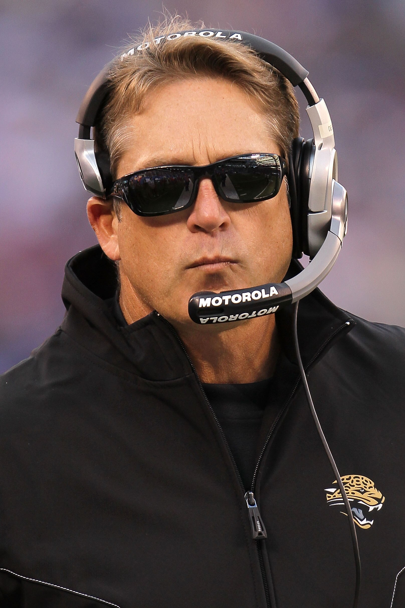 EAST RUTHERFORD, NJ - NOVEMBER 28:  Head coach Jack Del Rio of the Jacksonville Jaguars watches on against the New York Giants at New Meadowlands Stadium on November 28, 2010 in East Rutherford, New Jersey.  (Photo by Chris McGrath/Getty Images)