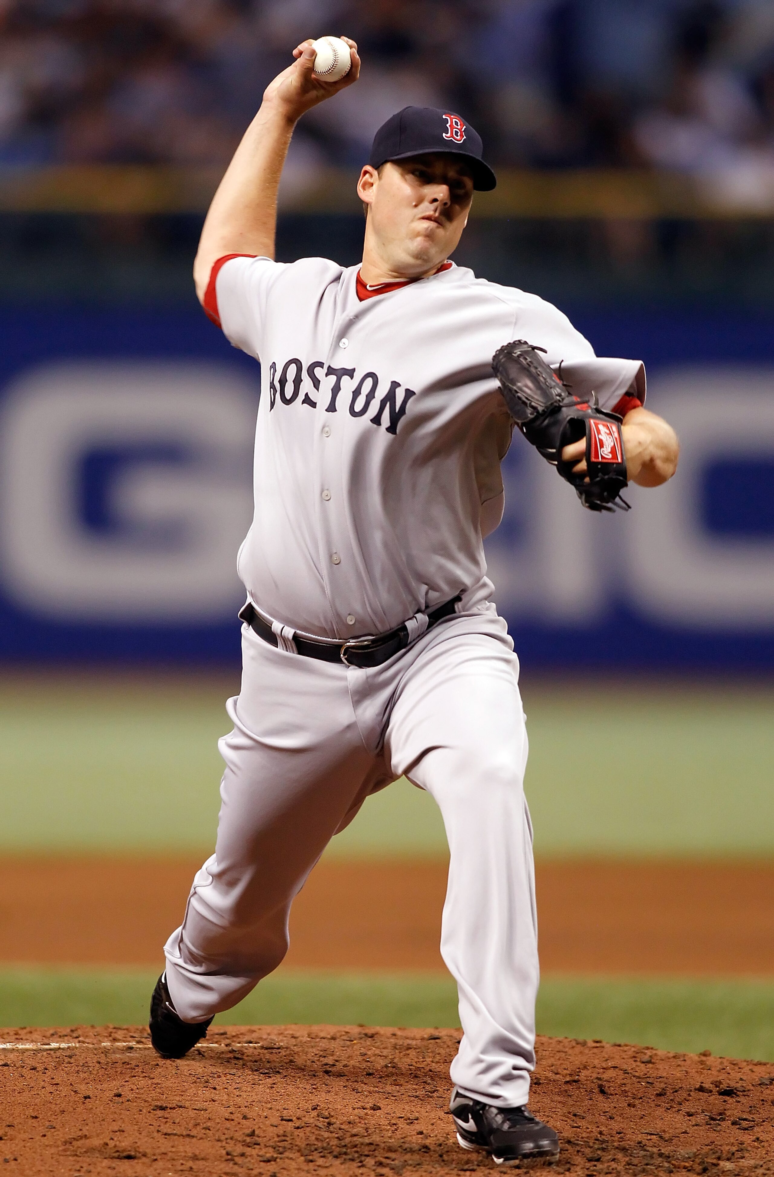 ST. PETERSBURG - AUGUST 29:  Pitcher John Lackey #40 of the Boston Red Sox pitches against the Tampa Bay Rays during the game at Tropicana Field on August 29, 2010 in St. Petersburg, Florida.  (Photo by J. Meric/Getty Images)