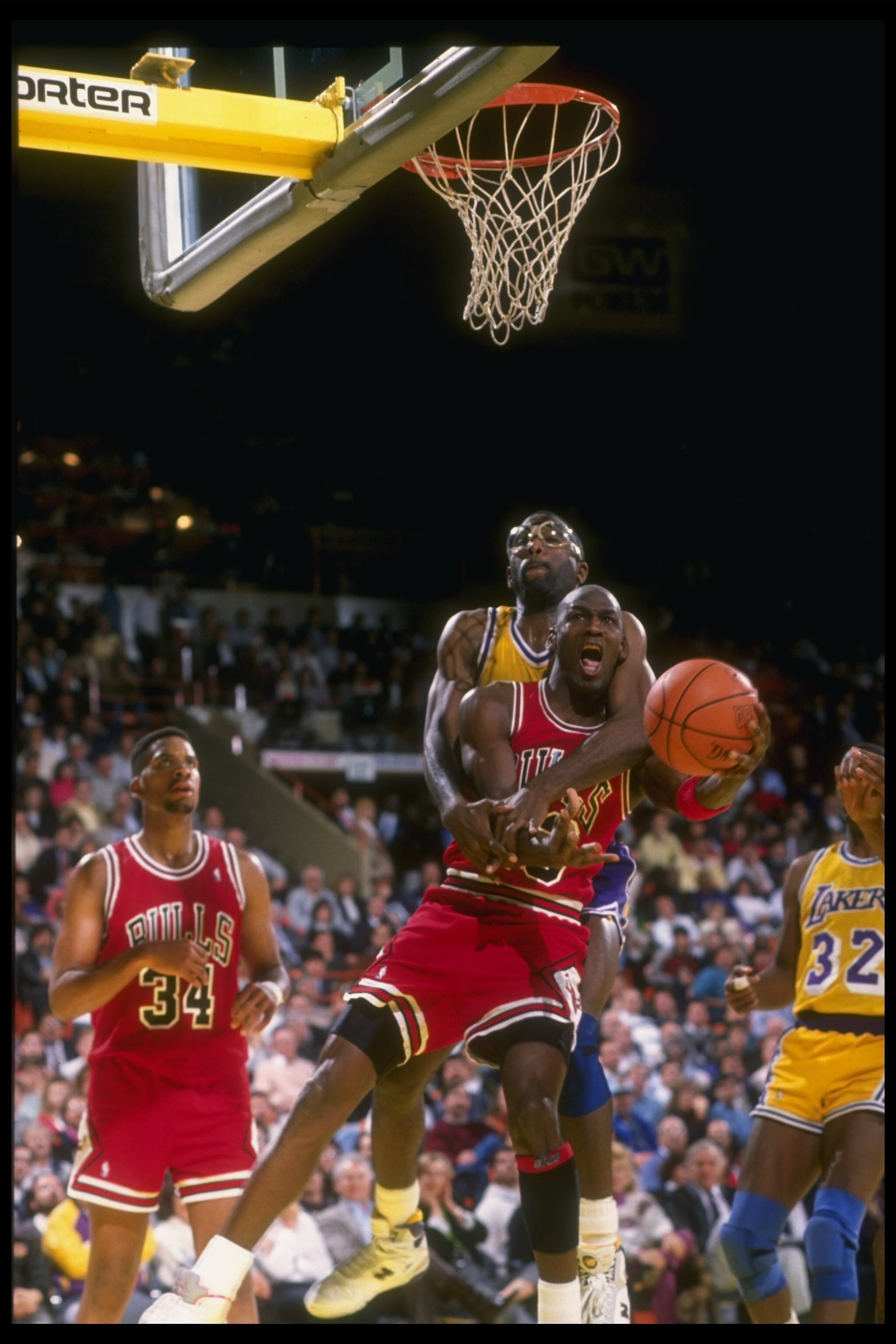 Guard Michael Jordan of the Chicago Bulls (center).