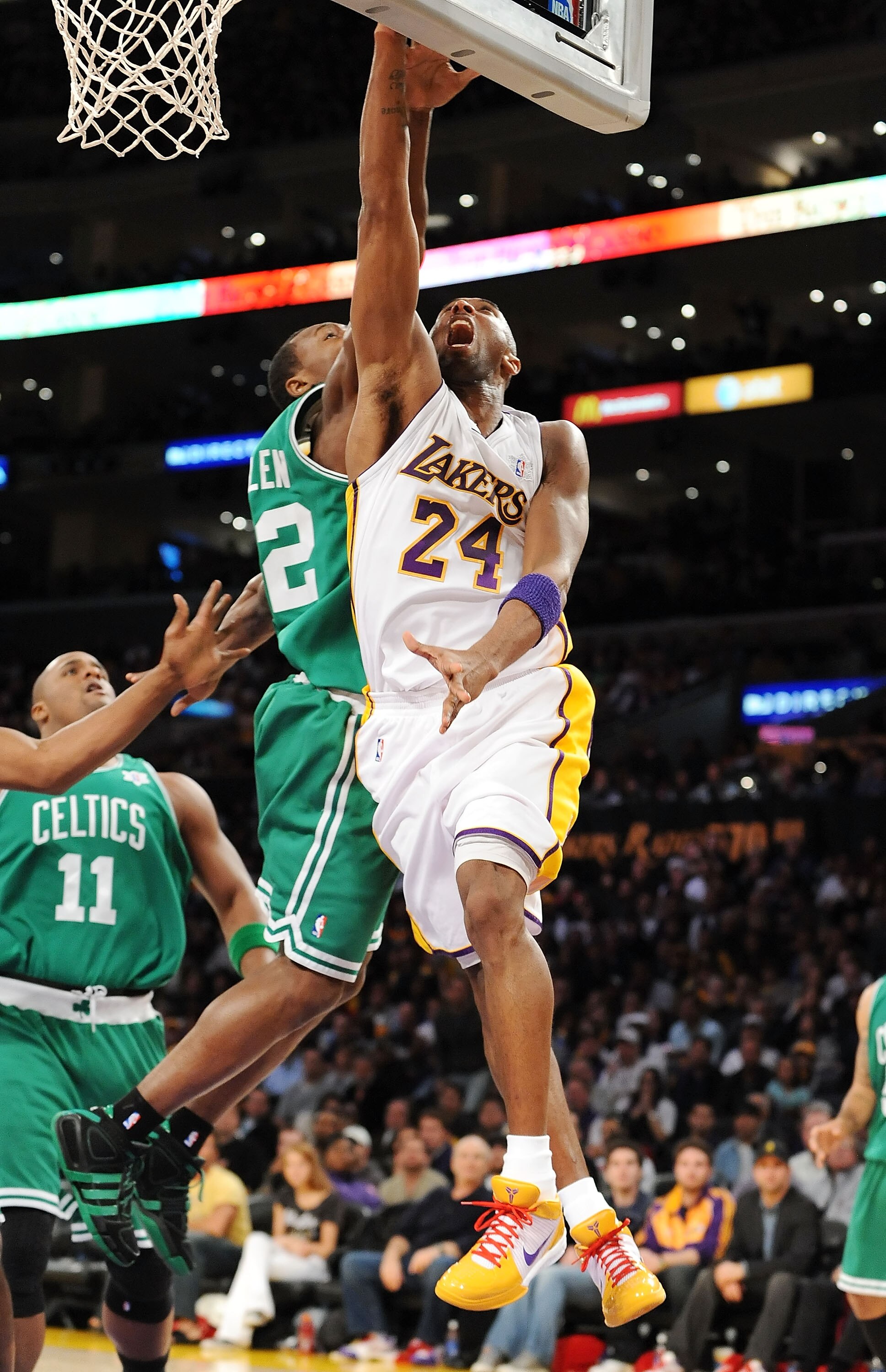 LOS ANGELES, CA - DECEMBER 25:  Kobe Bryant #24 of the Los Angeles Lakers puts a shot up against Tony Allen #42 of the Boston Celtics at Staples Center on December 25, 2008 in Los Angeles, California.  The Lakers defeated the Celtics 92-83.  NOTE TO USER: