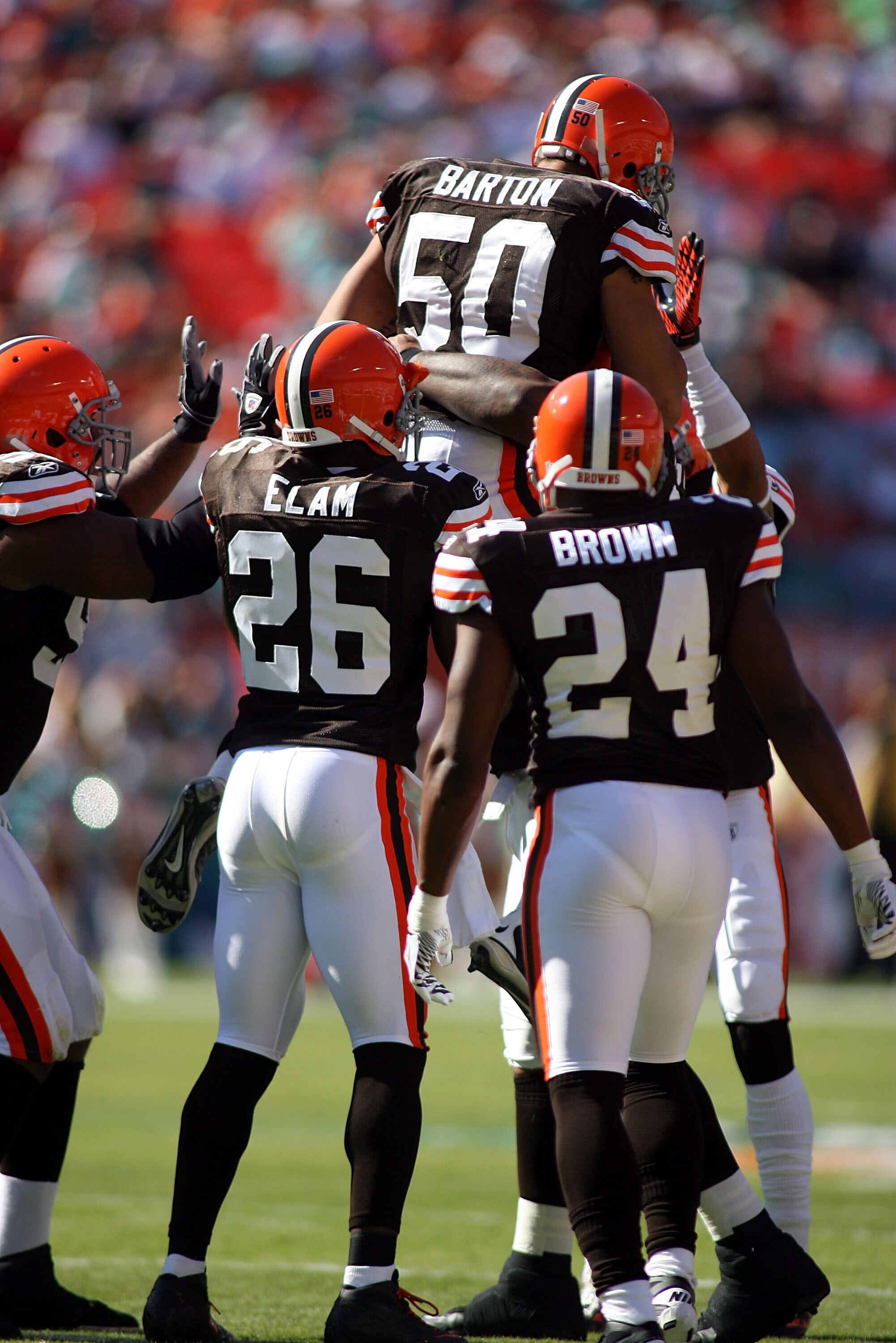 MIAMI - DECEMBER 05: Linebacker Eric Barton #50 of the Cleveland Browns celebrates blocking a kick against the Miami Dolphins at Sun Life Stadium on December 5, 2010 in Miami, Florida.  (Photo by Marc Serota/Getty Images)