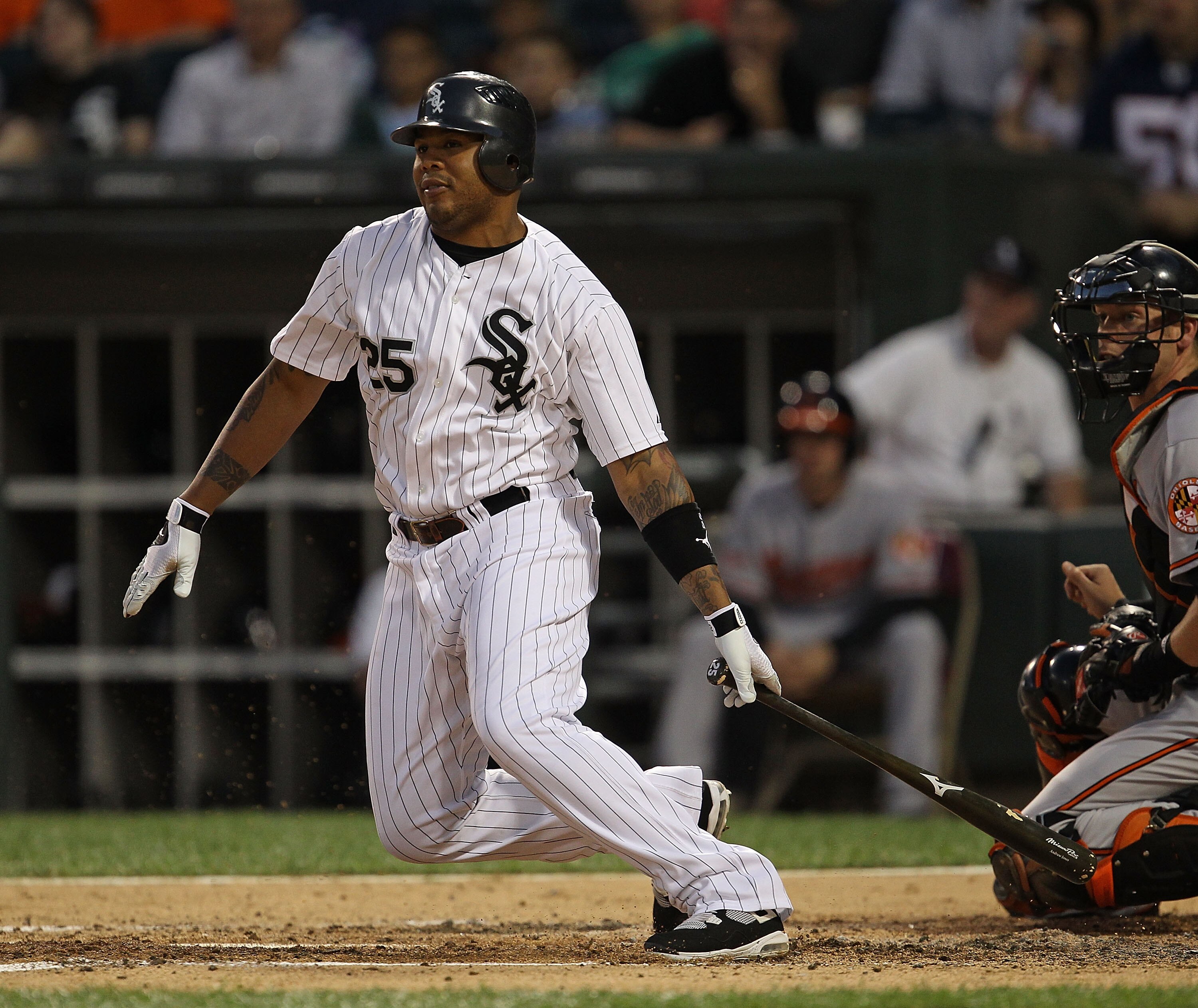 CHICAGO - AUGUST 25: Andruw Jones #25 of the Chicago White Sox hits the ball against the Baltimore Orioles at U.S. Cellular Field on August 25, 2010 in Chicago, Illinois. The Orioles defeated the White Sox 4-2. (Photo by Jonathan Daniel/Getty Images)