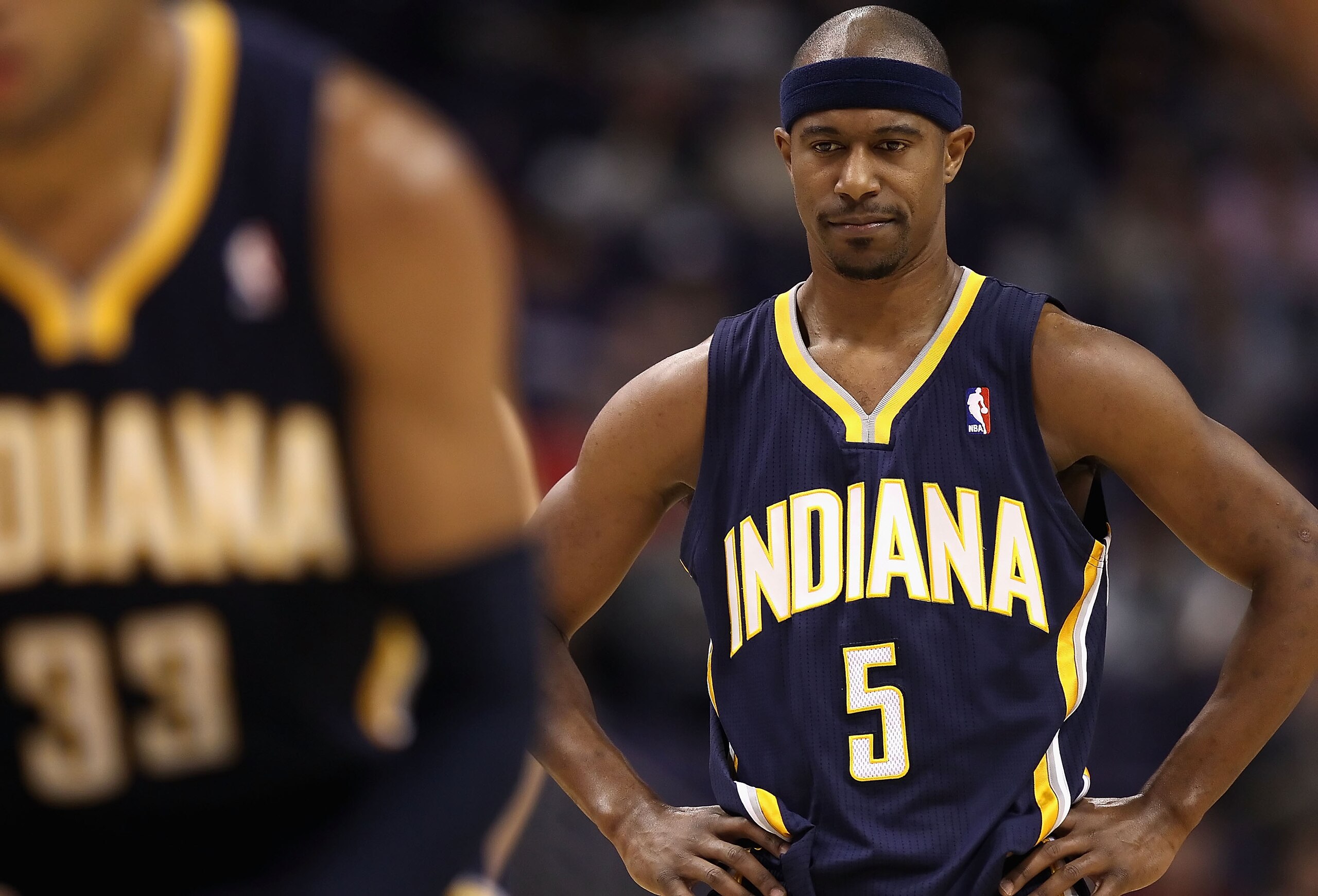 PHOENIX - DECEMBER 03: T.J. Ford #5 of the Indiana Pacers during the NBA game against the Phoenix Suns at US Airways Center on December 3, 2010 in Phoenix, Arizona. NOTE TO USER: User expressly acknowledges and agrees that, by downloading and or using th PHOENIX - DECEMBER 03: T.J. Ford #5 of the Indiana Pacers during the NBA game against the Phoenix Suns at US Airways Center on December 3, 2010 in Phoenix, Arizona. NOTE TO USER: User expressly acknowledges and agrees that, by downloading and or using th