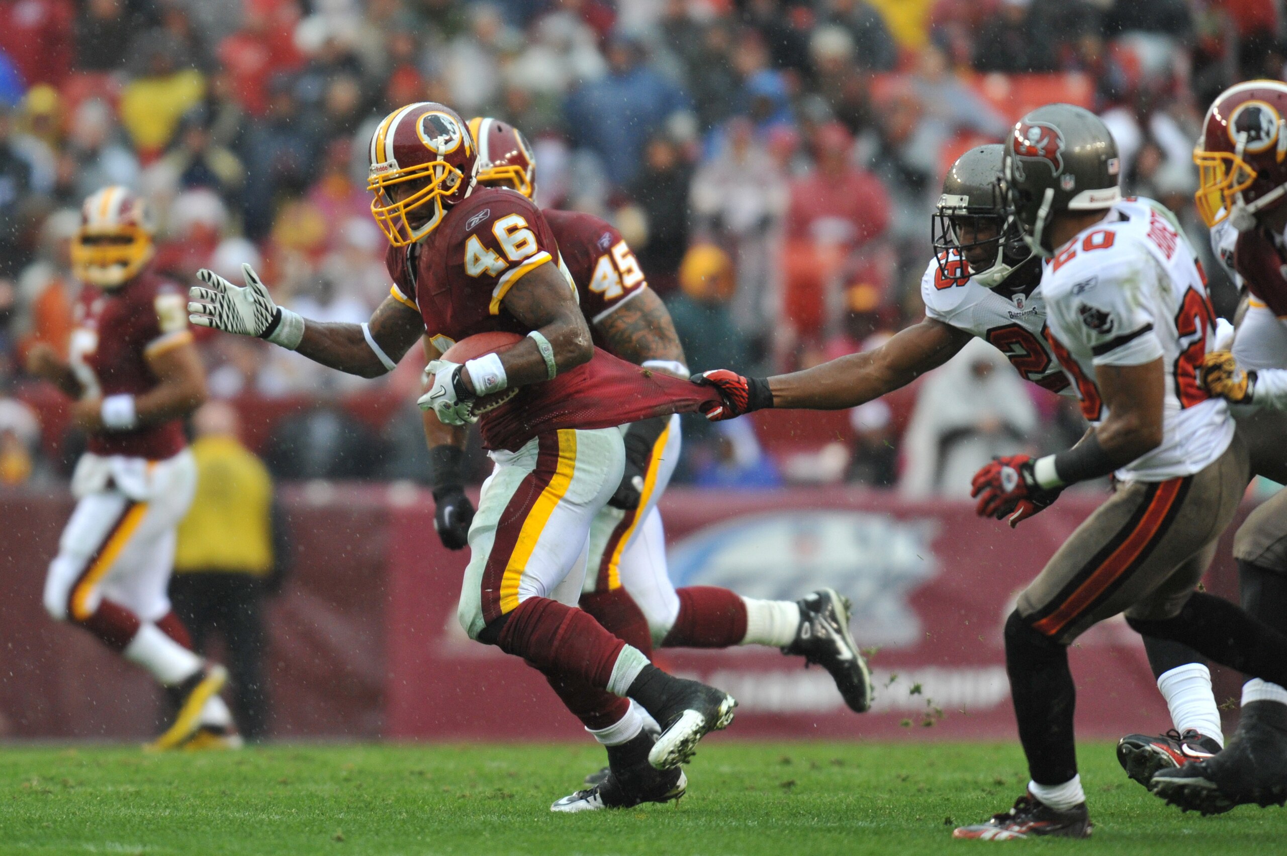 LANDOVER, MD - DECEMBER 12: Ryan Torain #46 of the Washington Redskins runs the ball against the Tampa Bay Buccaneers at FedExField on December 12, 2010 in Landover, Maryland. The Buccaneers defeated the Redskins 17-16. (Photo by Larry French/Getty Imag LANDOVER, MD - DECEMBER 12: Ryan Torain #46 of the Washington Redskins runs the ball against the Tampa Bay Buccaneers at FedExField on December 12, 2010 in Landover, Maryland. The Buccaneers defeated the Redskins 17-16. (Photo by Larry French/Getty Imag