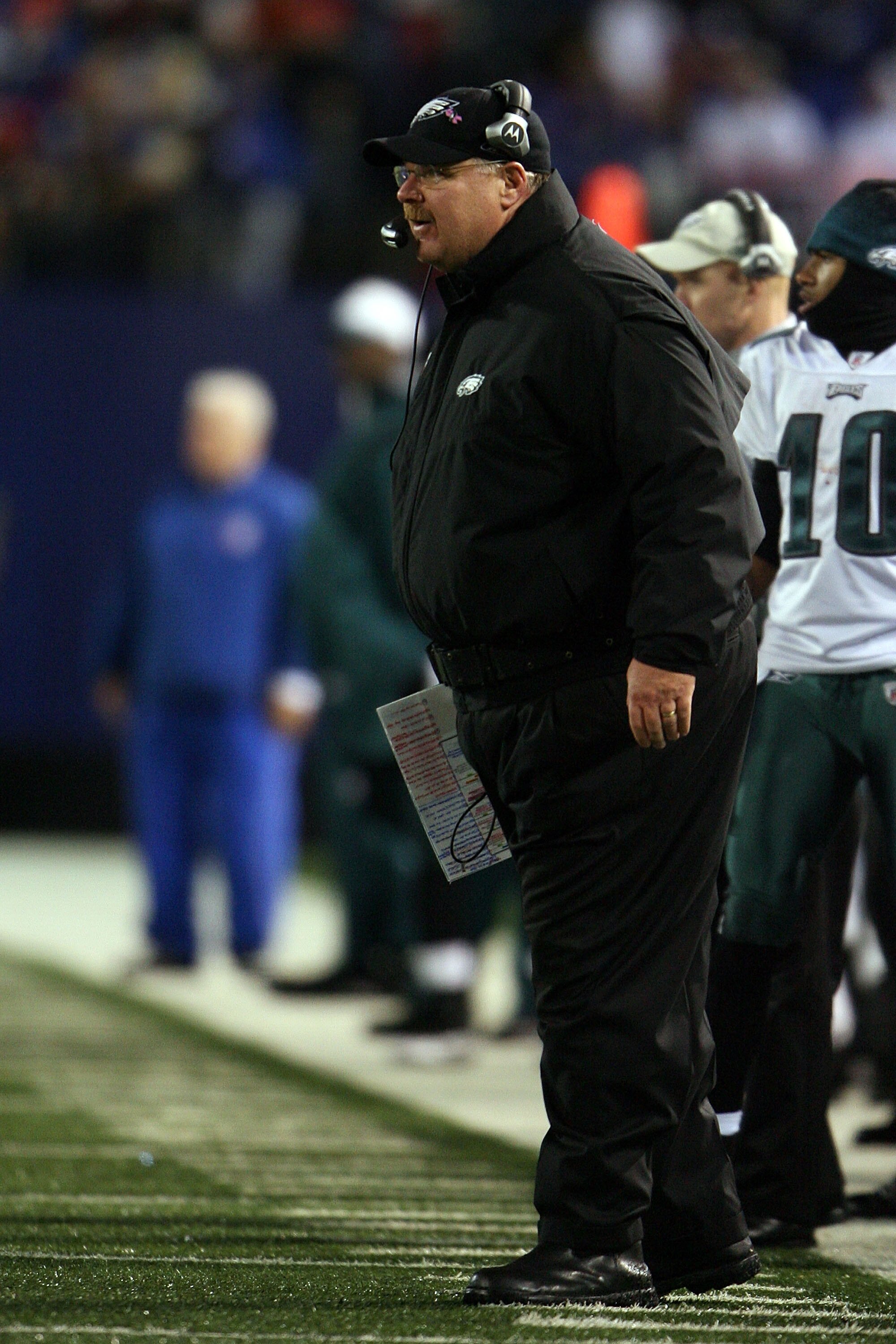 EAST RUTHERFORD, NJ - DECEMBER 13:  Head coach Andy Reid of the Philadelphia Eagles looks on from the sidelines against the New York Giants at Giants Stadium on December 13, 2009 in East Rutherford, New Jersey.  (Photo by Michael Heiman/Getty Images)