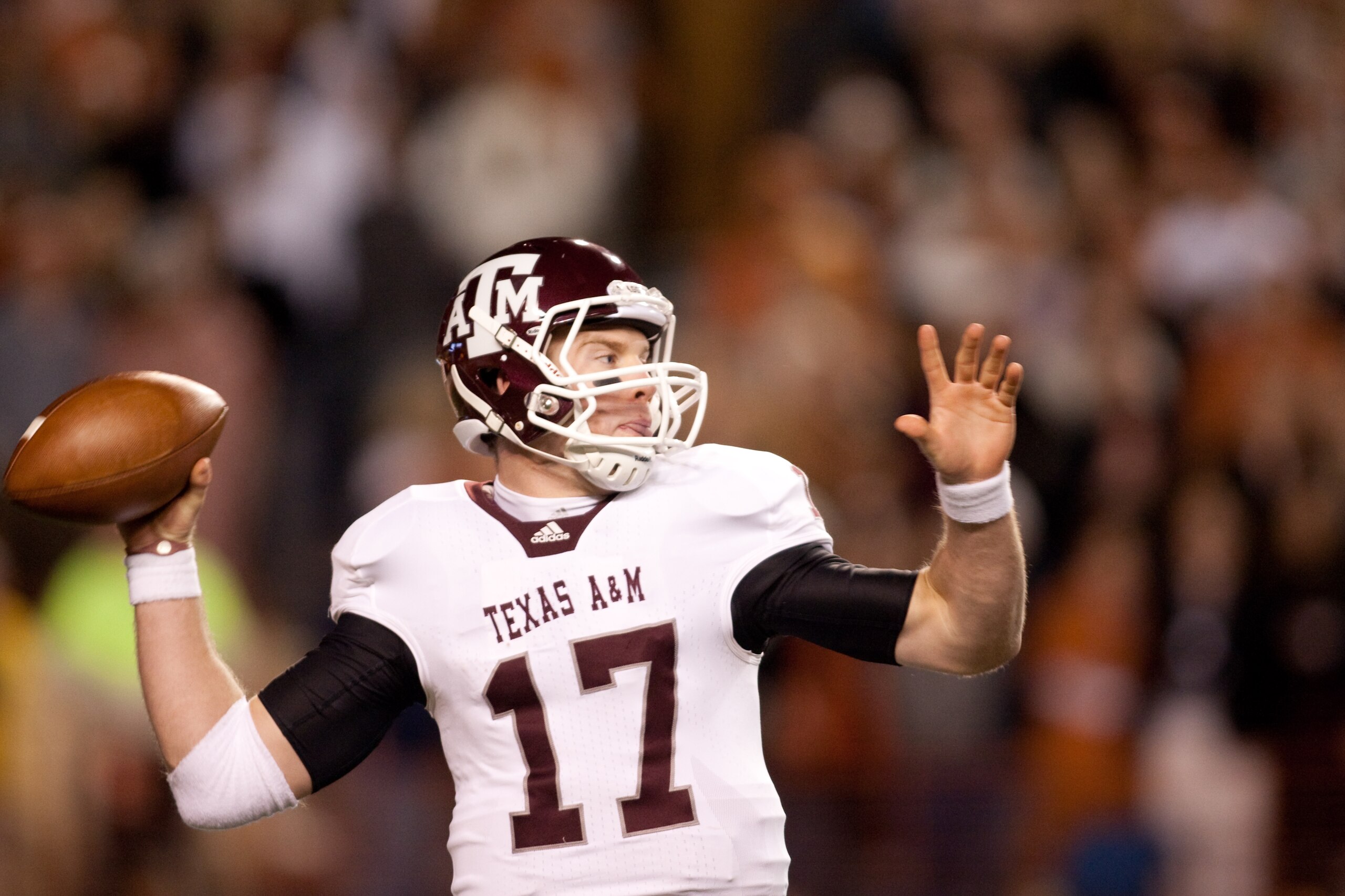 AUSTIN, TX - NOVEMBER 25:  Quarterback Ryan Tannehill #17 of Texas A&M during the game against University of Texas in the first half at Darrell K. Royal-Texas Memorial Stadium on November 25, 2010 in Austin, Texas. (Photo by Darren Carroll/Getty Images)