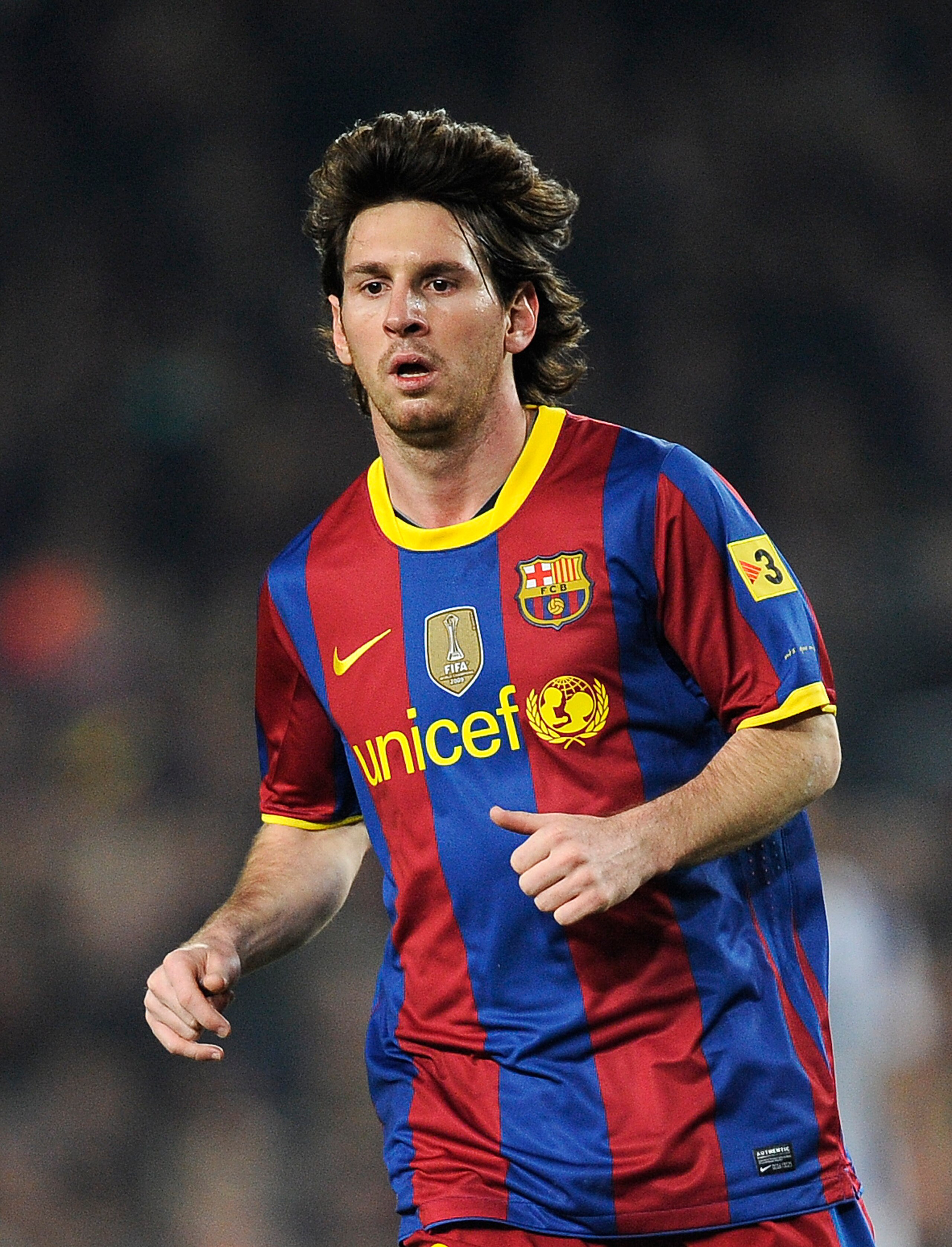 BARCELONA, SPAIN - DECEMBER 12:  Lionel Messi of Barcelona looks on during the La Liga match between Barcelona and Real Sociedad at Camp Nou Stadium on December 12, 2010 in Barcelona, Spain. Barcelona won 5-0.  (Photo by David Ramos/Getty Images)