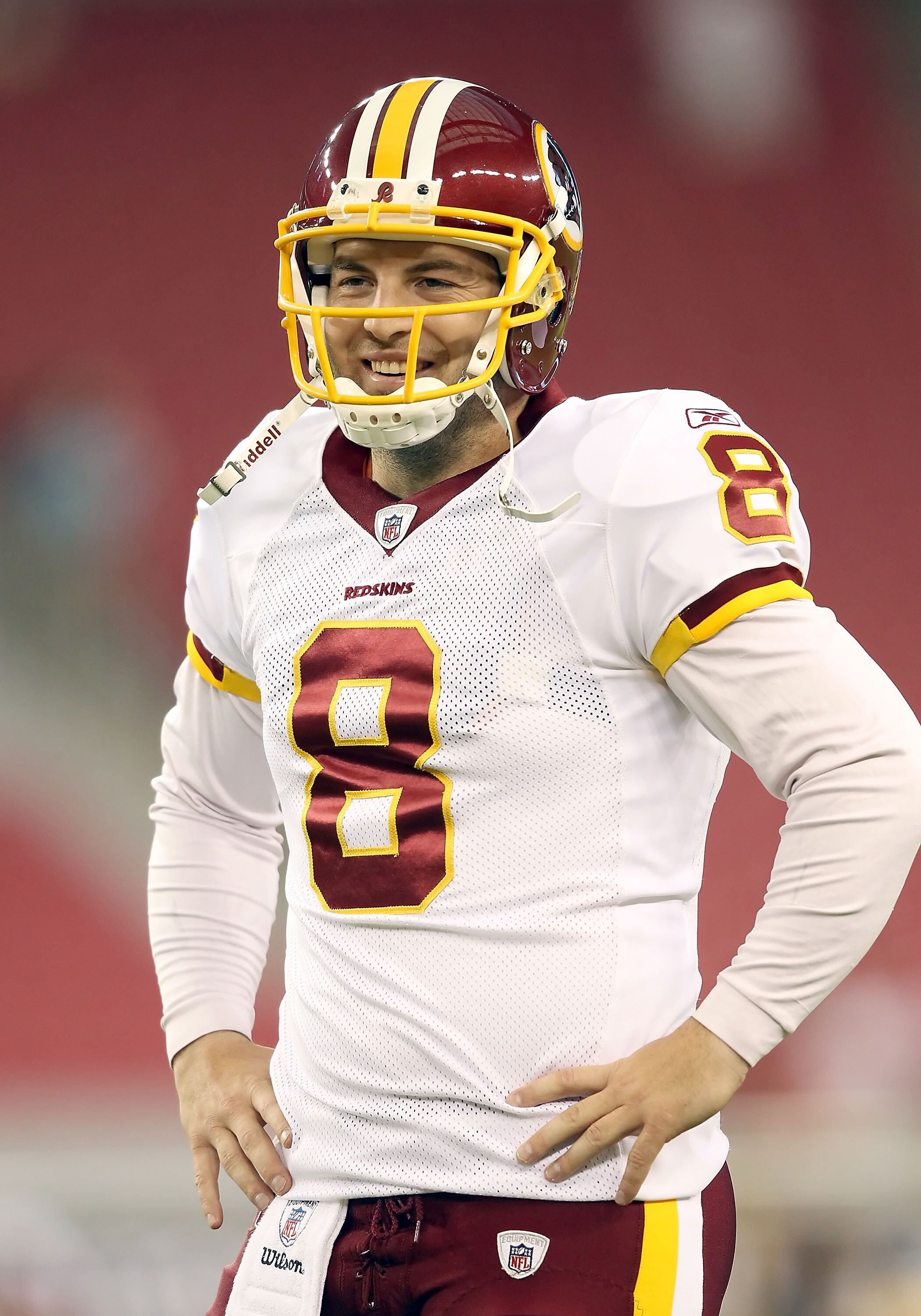 GLENDALE, AZ - SEPTEMBER 02:  Quarterback Rex Grossman #8 of the Washington Redskins warms up before the preseason NFL game against the Arizona Cardinals at the University of Phoenix Stadium on September 2, 2010 in Glendale, Arizona. The Cardinals defeate