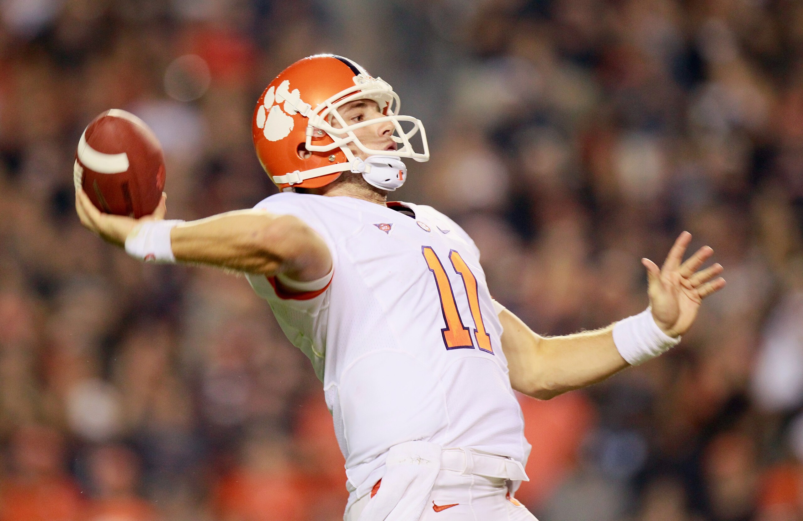 AUBURN, AL - SEPTEMBER 18:  Quarterback Kyle Parker #11 of the Clemson Tigers against the Auburn Tigers at Jordan-Hare Stadium on September 18, 2010 in Auburn, Alabama.  (Photo by Kevin C. Cox/Getty Images)