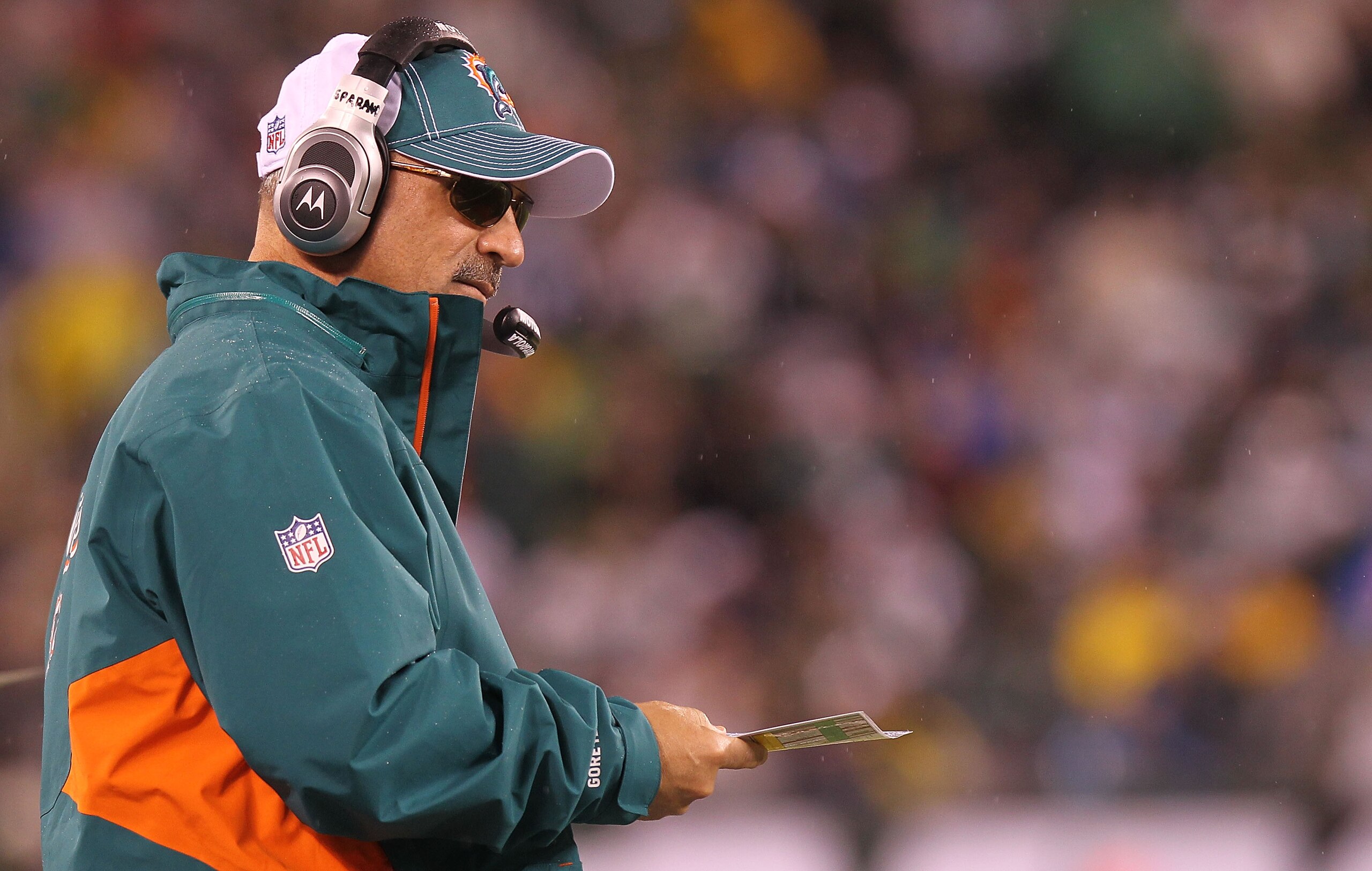 EAST RUTHERFORD, NJ - DECEMBER 12: Head coach of the Miami Dolphins, Tony Sparano on the sideline against the New York Jets at New Meadowlands Stadium on December 12, 2010 in East Rutherford, New Jersey. (Photo by Nick Laham/Getty Images) EAST RUTHERFORD, NJ - DECEMBER 12: Head coach of the Miami Dolphins, Tony Sparano on the sideline against the New York Jets at New Meadowlands Stadium on December 12, 2010 in East Rutherford, New Jersey. (Photo by Nick Laham/Getty Images)