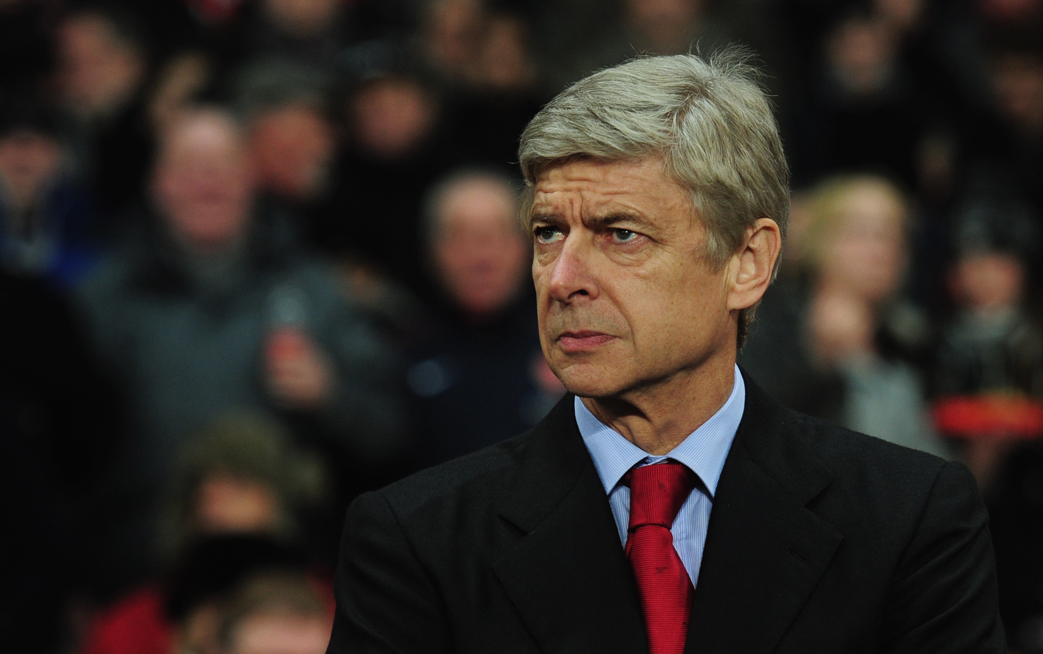 LONDON, ENGLAND - DECEMBER 08:  Arsene Wenger manager of Arsenal looks on prior to the UEFA Champions League Group H match between Arsenal and FK Partizan Belgrade at the Emirates Stadium on December 8, 2010 in London, England.  (Photo by Shaun Botterill/