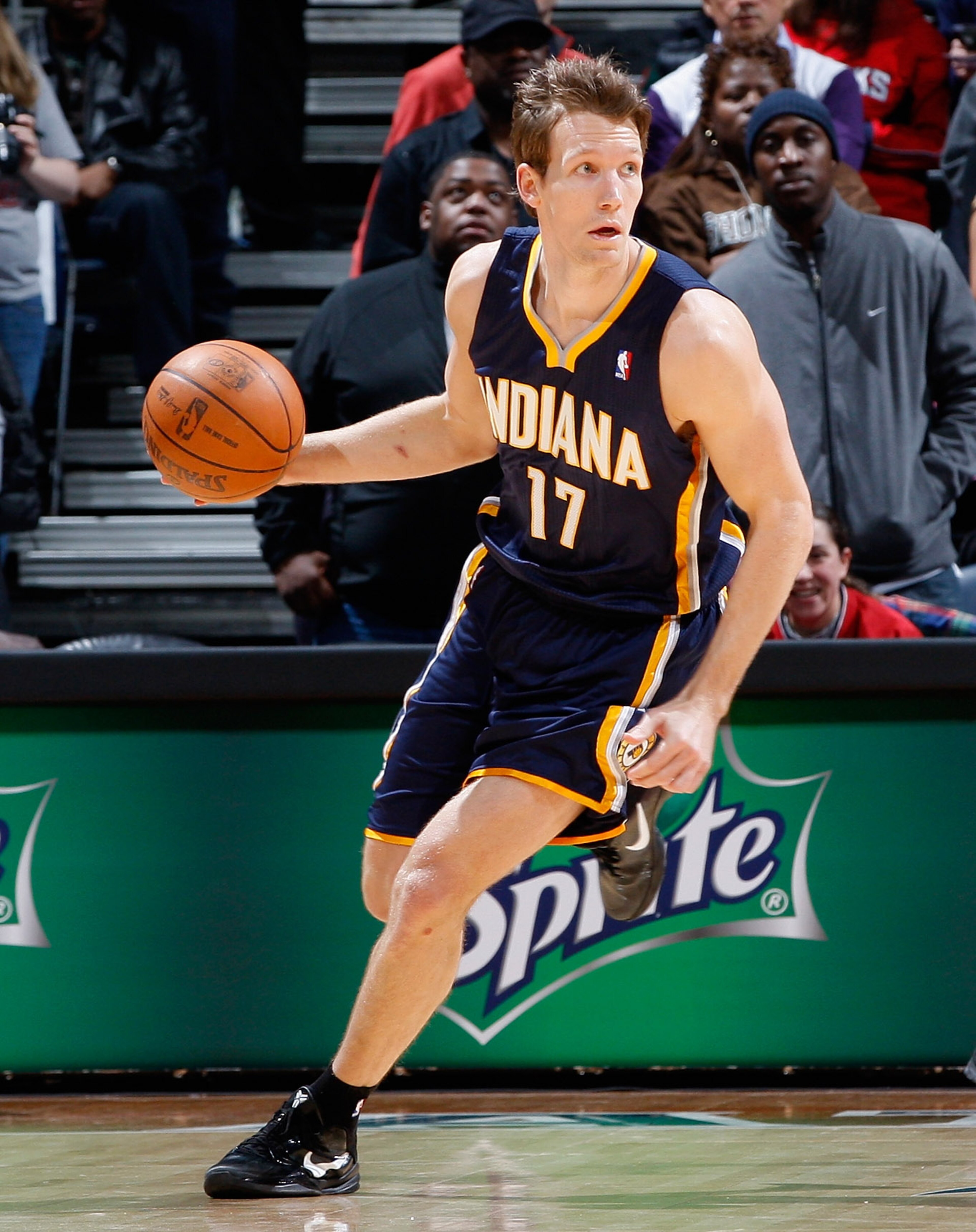 ATLANTA, GA - DECEMBER 11: Mike Dunleavy #17 of the Indiana Pacers against the Atlanta Hawks at Philips Arena on December 11, 2010 in Atlanta, Georgia. NOTE TO USER: User expressly acknowledges and agrees that, by downloading and/or using this Photograp ATLANTA, GA - DECEMBER 11: Mike Dunleavy #17 of the Indiana Pacers against the Atlanta Hawks at Philips Arena on December 11, 2010 in Atlanta, Georgia. NOTE TO USER: User expressly acknowledges and agrees that, by downloading and/or using this Photograp