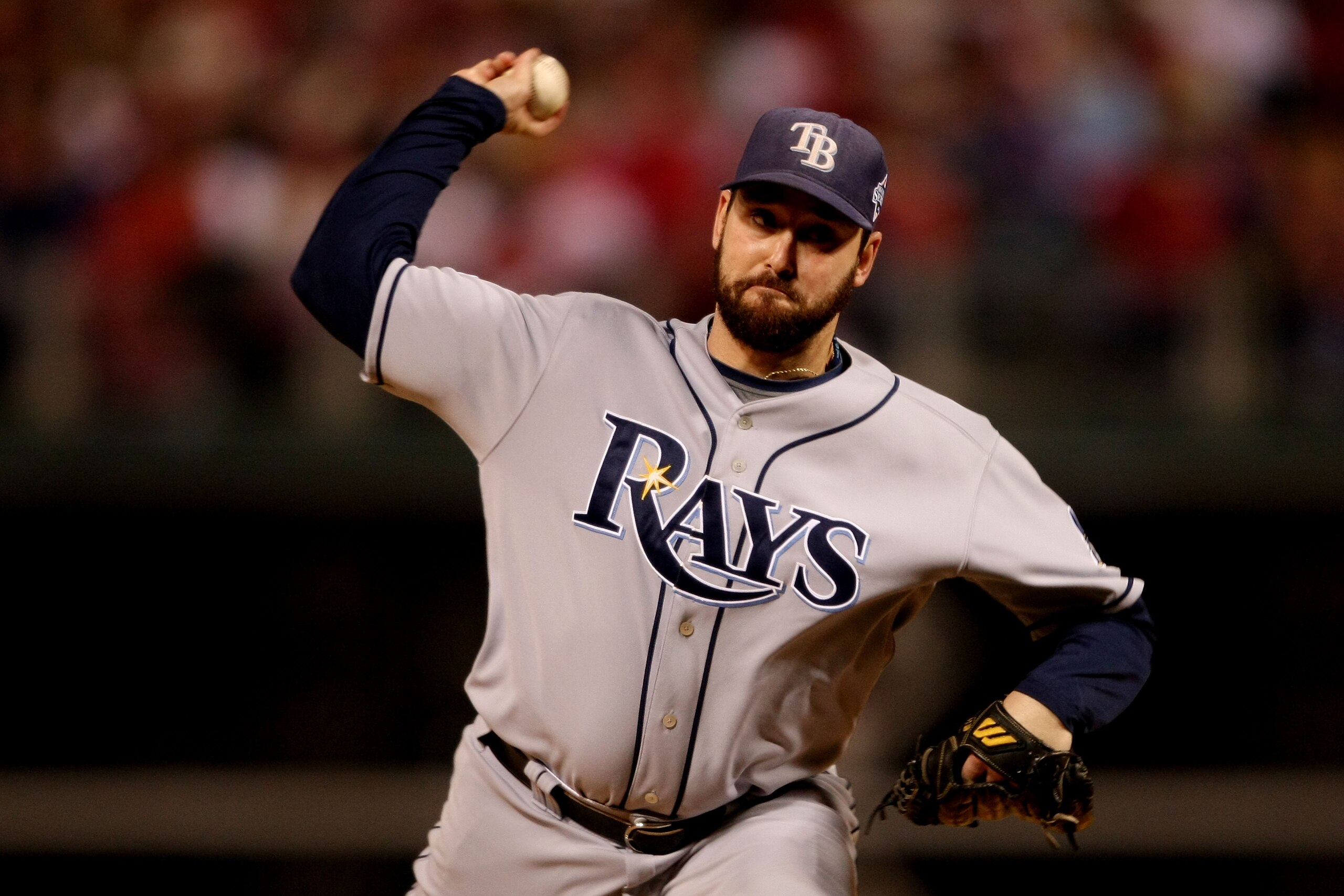 PHILADELPHIA - OCTOBER 26:  Dan Wheeler #35 of the Tampa Bay Rays pitches against the Philadelphia Phillies during game four of the 2008 MLB World Series on October 26, 2008 at Citizens Bank Park in Philadelphia, Pennsylvania.  (Photo by Elsa/Getty Images