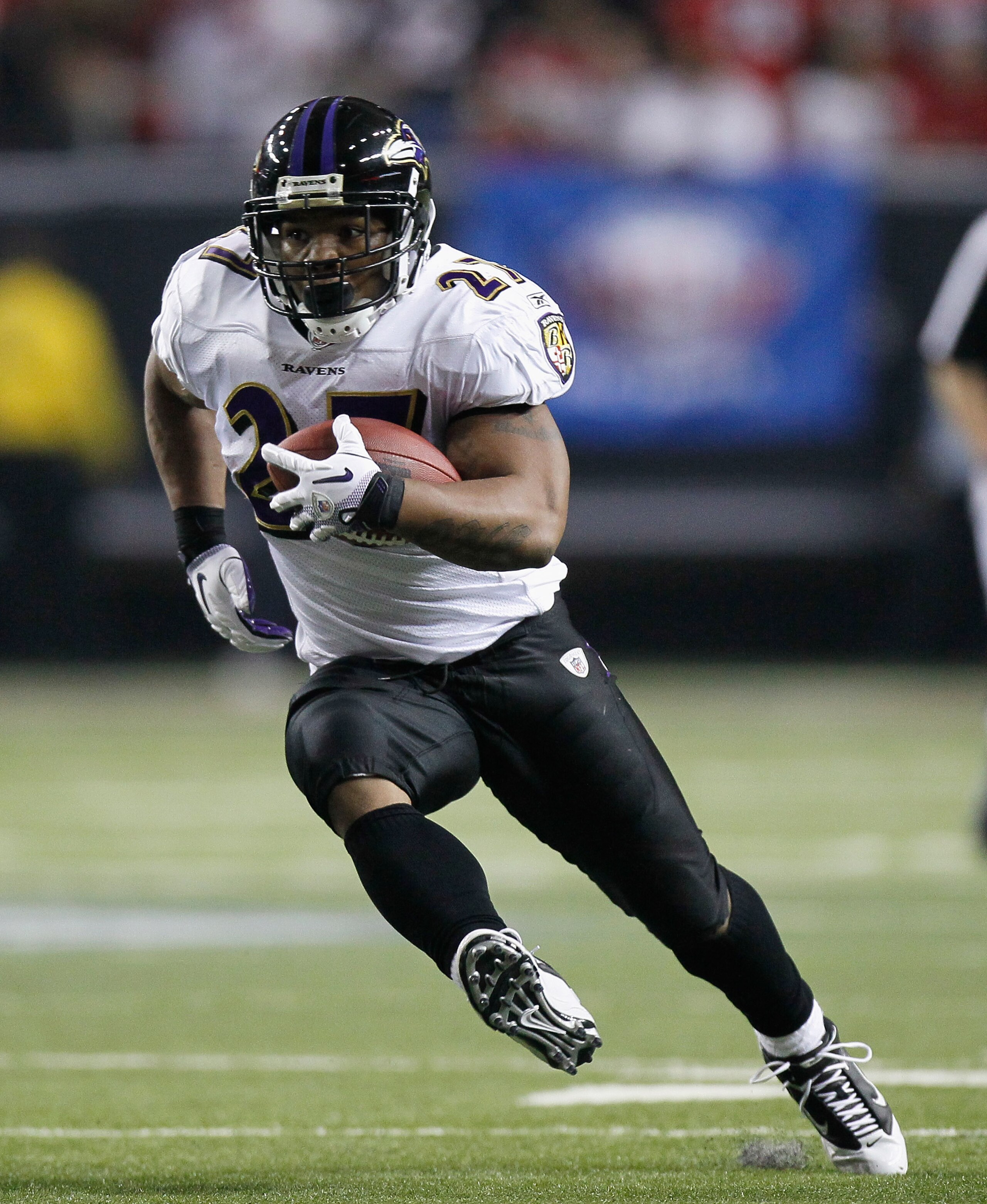 ATLANTA - NOVEMBER 11:  Ray Rice #27 of the Baltimore Ravens against the Atlanta Falcons at Georgia Dome on November 11, 2010 in Atlanta, Georgia.  (Photo by Kevin C. Cox/Getty Images)