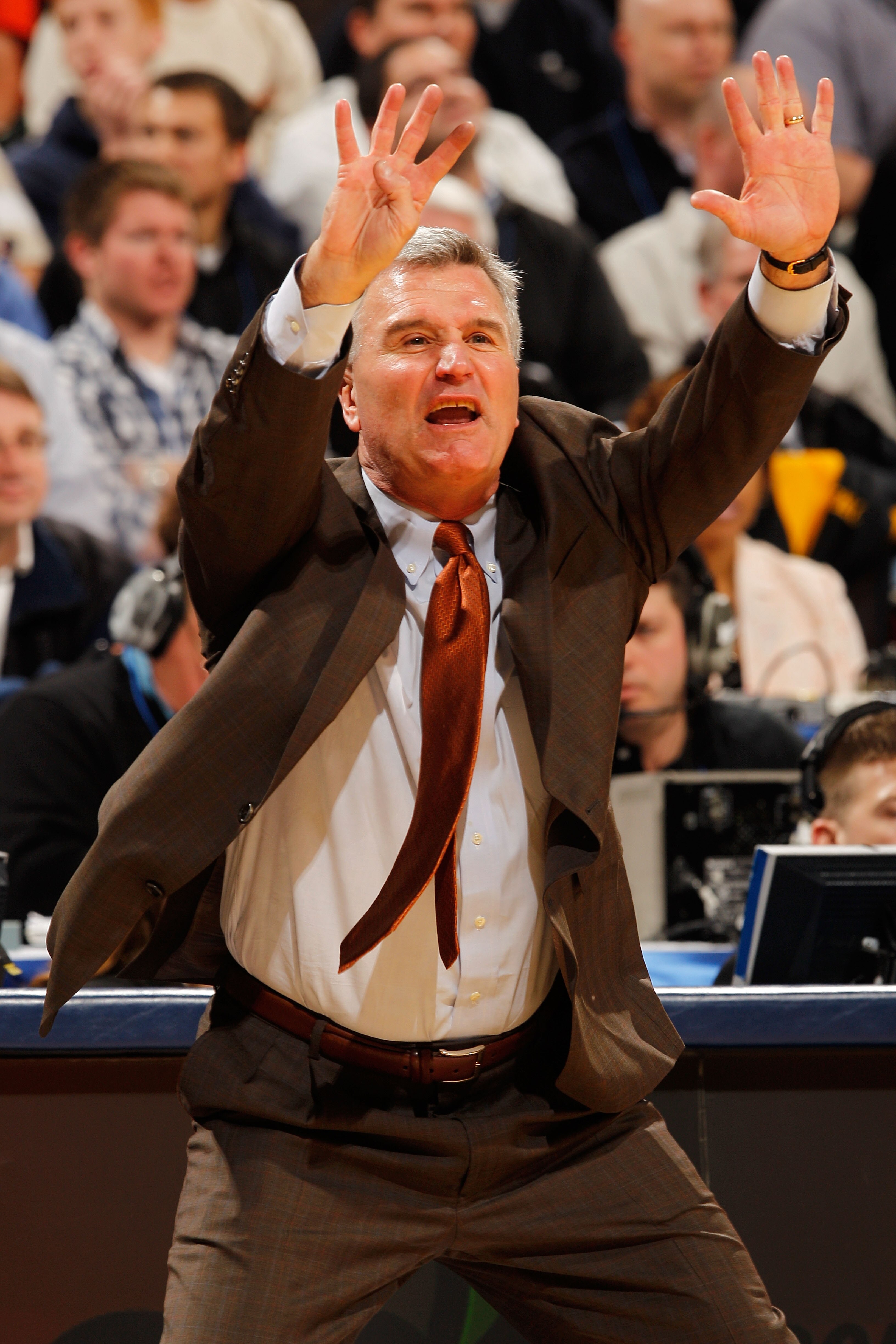 INDIANAPOLIS - MARCH 13:  Head coach Bruce Weber of the Illinois Fighting Illini calls a play during their game against the Ohio State Buckeyes in the semifinals of the Big Ten Men's Basketball Tournament at Conseco Fieldhouse on March 13, 2010 in Indiana