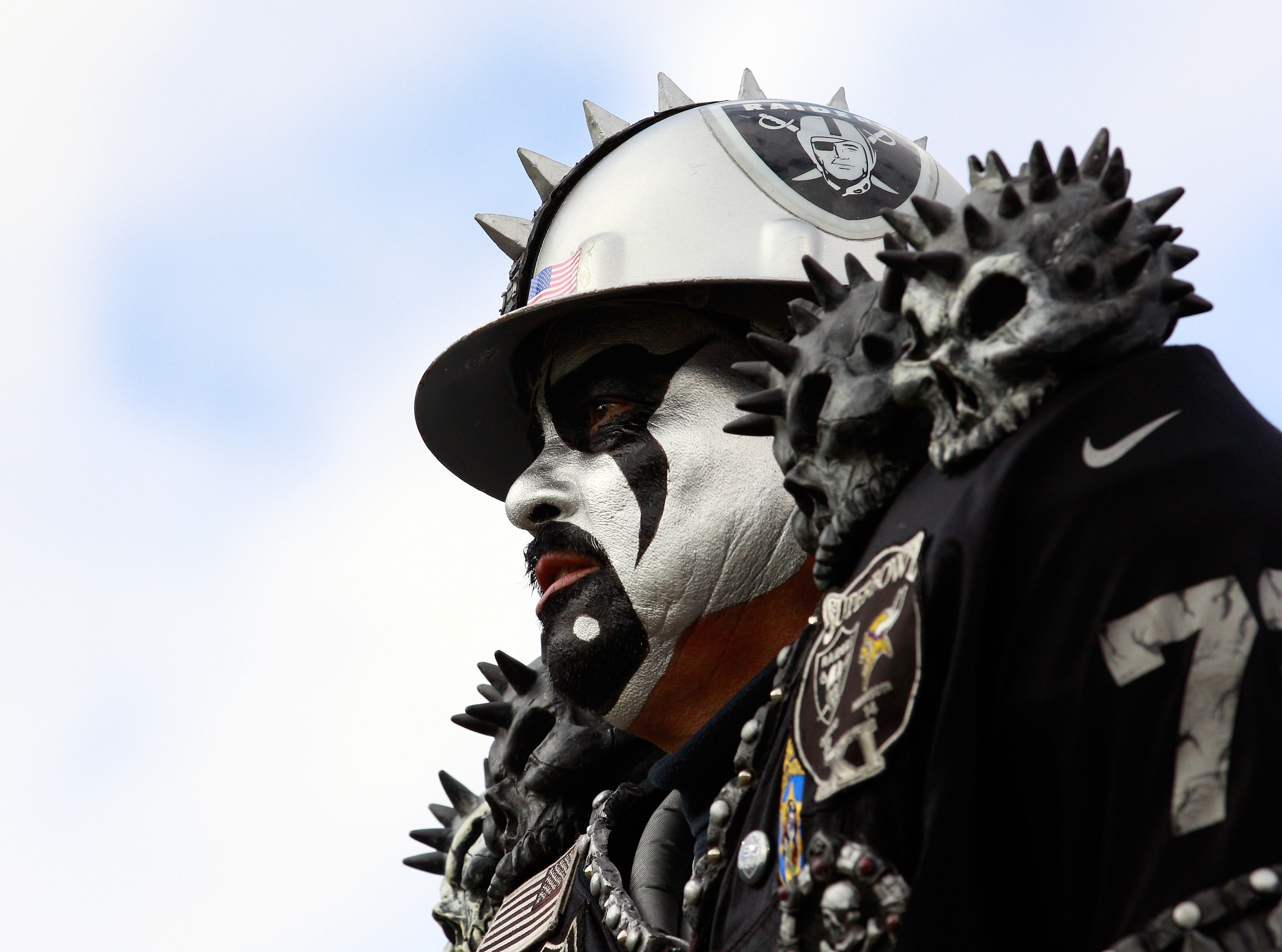 JACKSONVILLE, FL - DECEMBER 12: A fan of the Oakland Raiders cheers during the game against the Jacksonville Jaguars at EverBank Field on December 12, 2010 in Jacksonville, Florida. (Photo by Sam Greenwood/Getty Images) JACKSONVILLE, FL - DECEMBER 12: A fan of the Oakland Raiders cheers during the game against the Jacksonville Jaguars at EverBank Field on December 12, 2010 in Jacksonville, Florida. (Photo by Sam Greenwood/Getty Images)