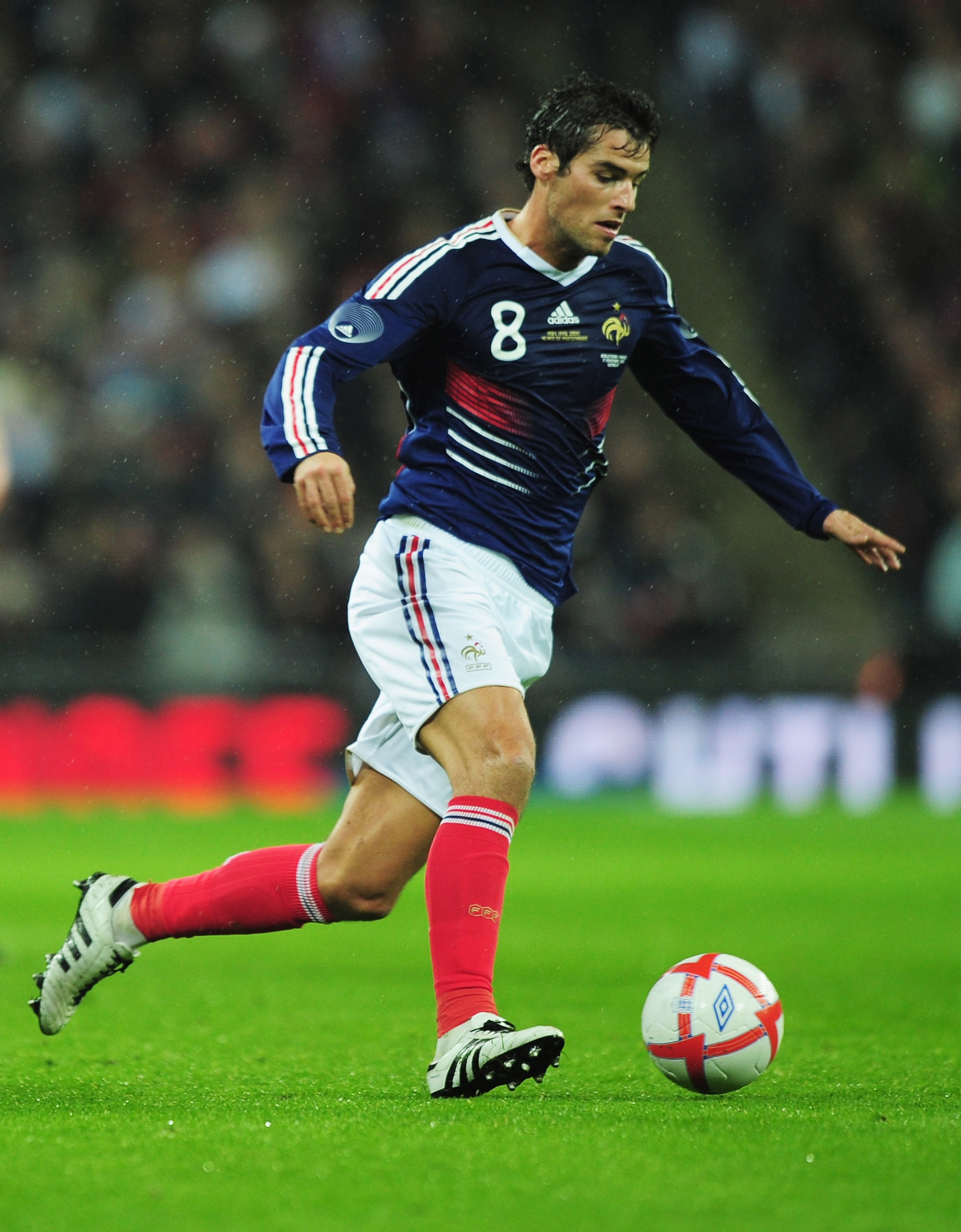LONDON, ENGLAND - NOVEMBER 17: Yoann Gourcuff of France in action during the international friendly match between England and France at Wembley Stadium on November 17, 2010 in London, England. (Photo by Shaun Botterill/Getty Images) LONDON, ENGLAND - NOVEMBER 17: Yoann Gourcuff of France in action during the international friendly match between England and France at Wembley Stadium on November 17, 2010 in London, England. (Photo by Shaun Botterill/Getty Images)