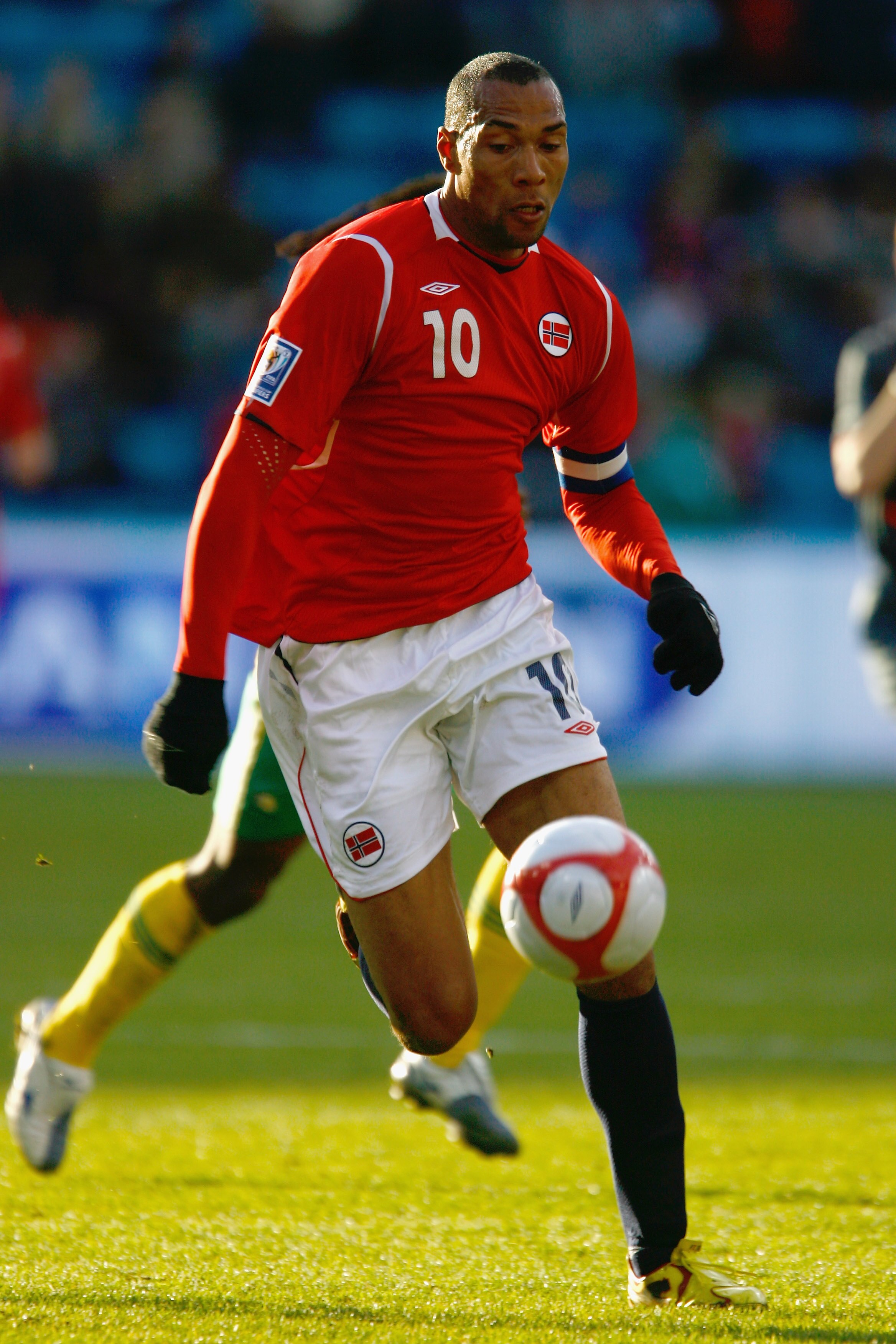 OSLO, NORWAY - OCTOBER 10:  John Carew of Norway in action during the International friendly match between Norway and South Africa at the Ullevaal Stadion on October 10, 2009 in Oslo, Norway.  (Photo by Clive Rose/Getty Images)