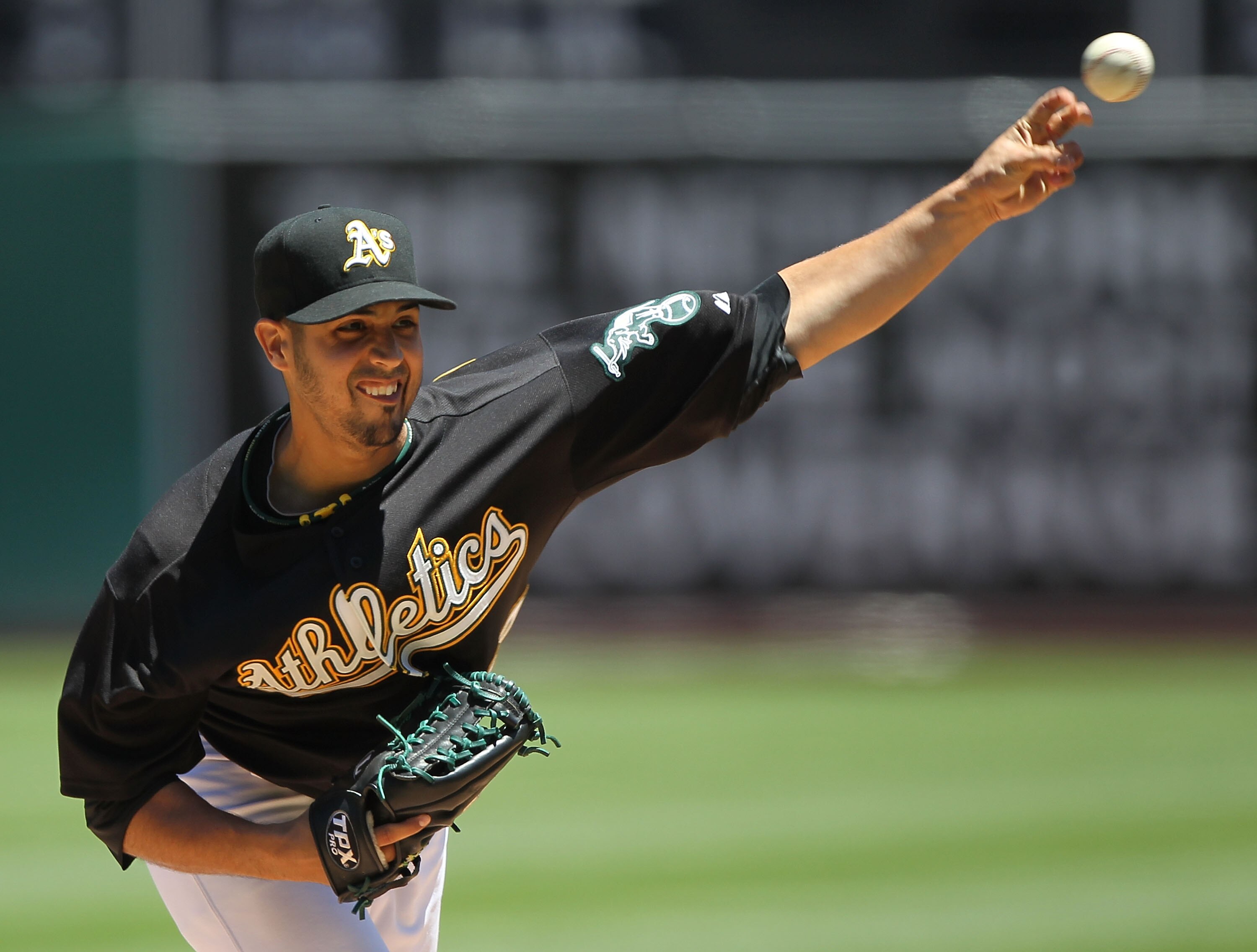 OAKLAND, CA - JUNE 06:  Gio Gonzalez #47 of the Oakland Athletics pitches against the Minnesota Twins during an MLB game at the Oakland-Alameda County Coliseum on June 6, 2010 in Oakland, California.  (Photo by Jed Jacobsohn/Getty Images)