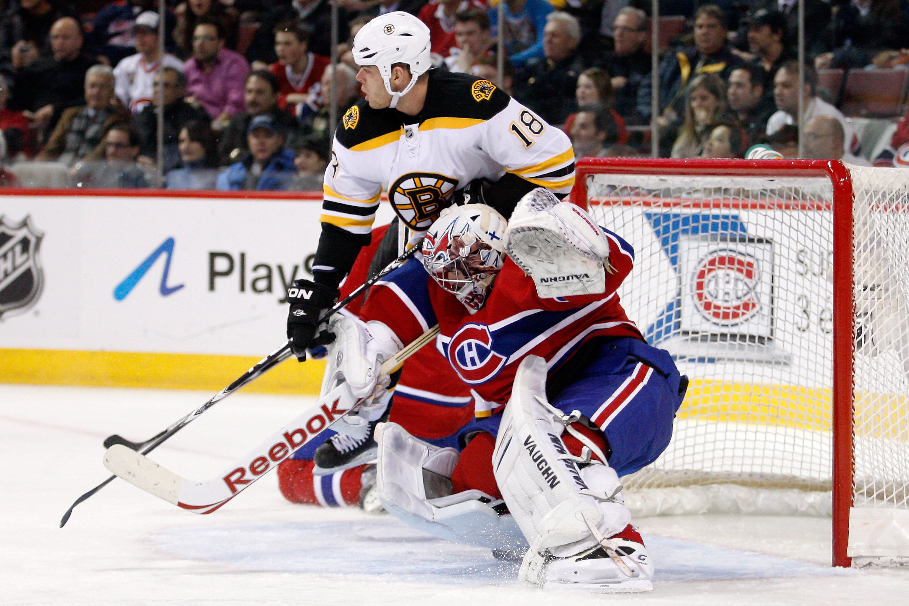 MONTREAL, CANADA - DECEMBER 16:  Nathan Horton #18 of the Boston Bruins screens Carey Price #31 of the Montreal Canadiens during the NHL game at the Bell Centre on December 16, 2010 in Montreal, Quebec, Canada.  (Photo by Richard Wolowicz/Getty Images)