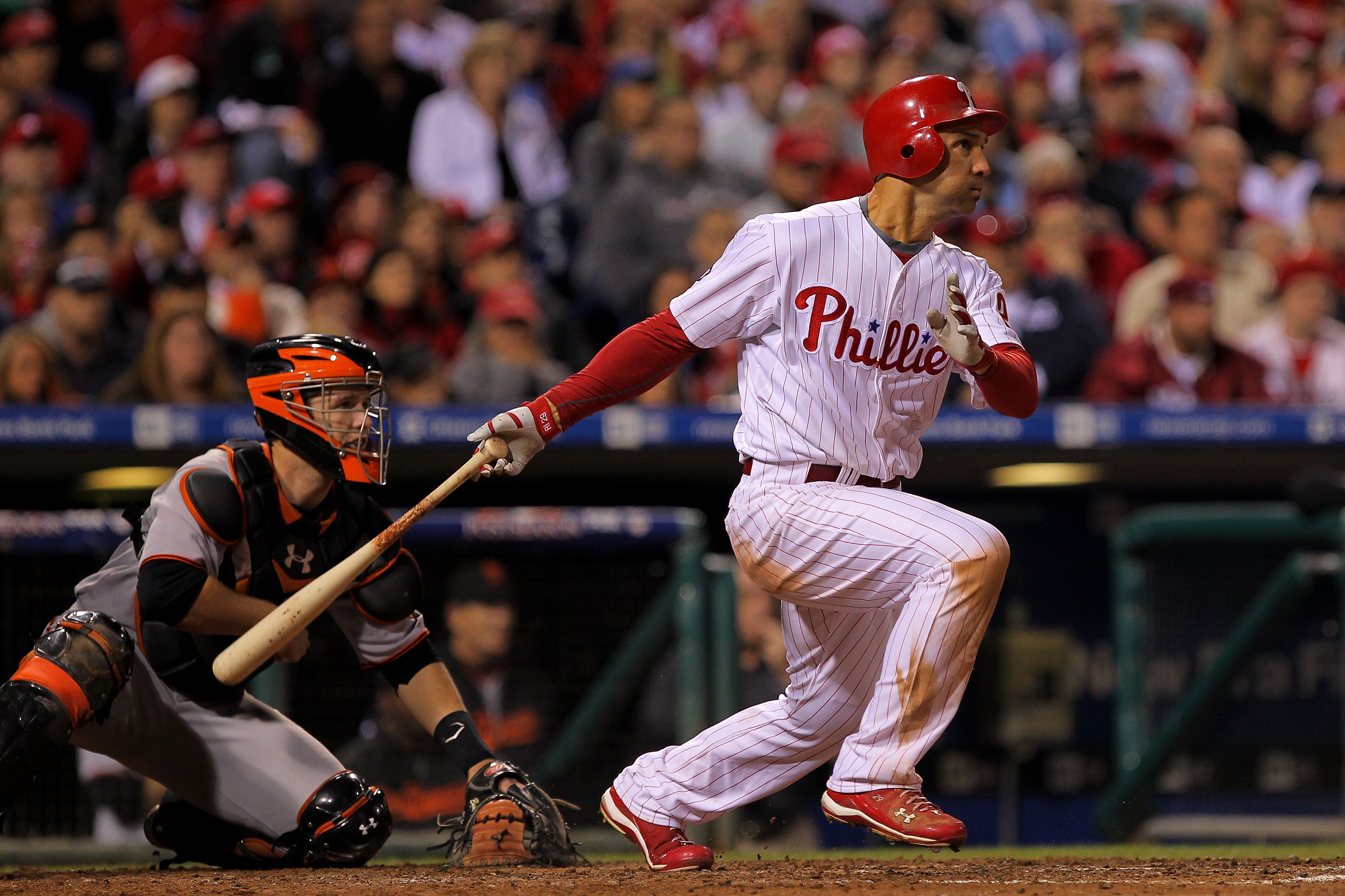 PHILADELPHIA - OCTOBER 23:  Raul Ibanez #29 of the Philadelphia Phillies hits a single in the eighth inning against the San Francisco Giants in Game Six of the NLCS during the 2010 MLB Playoffs at Citizens Bank Park on October 23, 2010 in Philadelphia, Pe