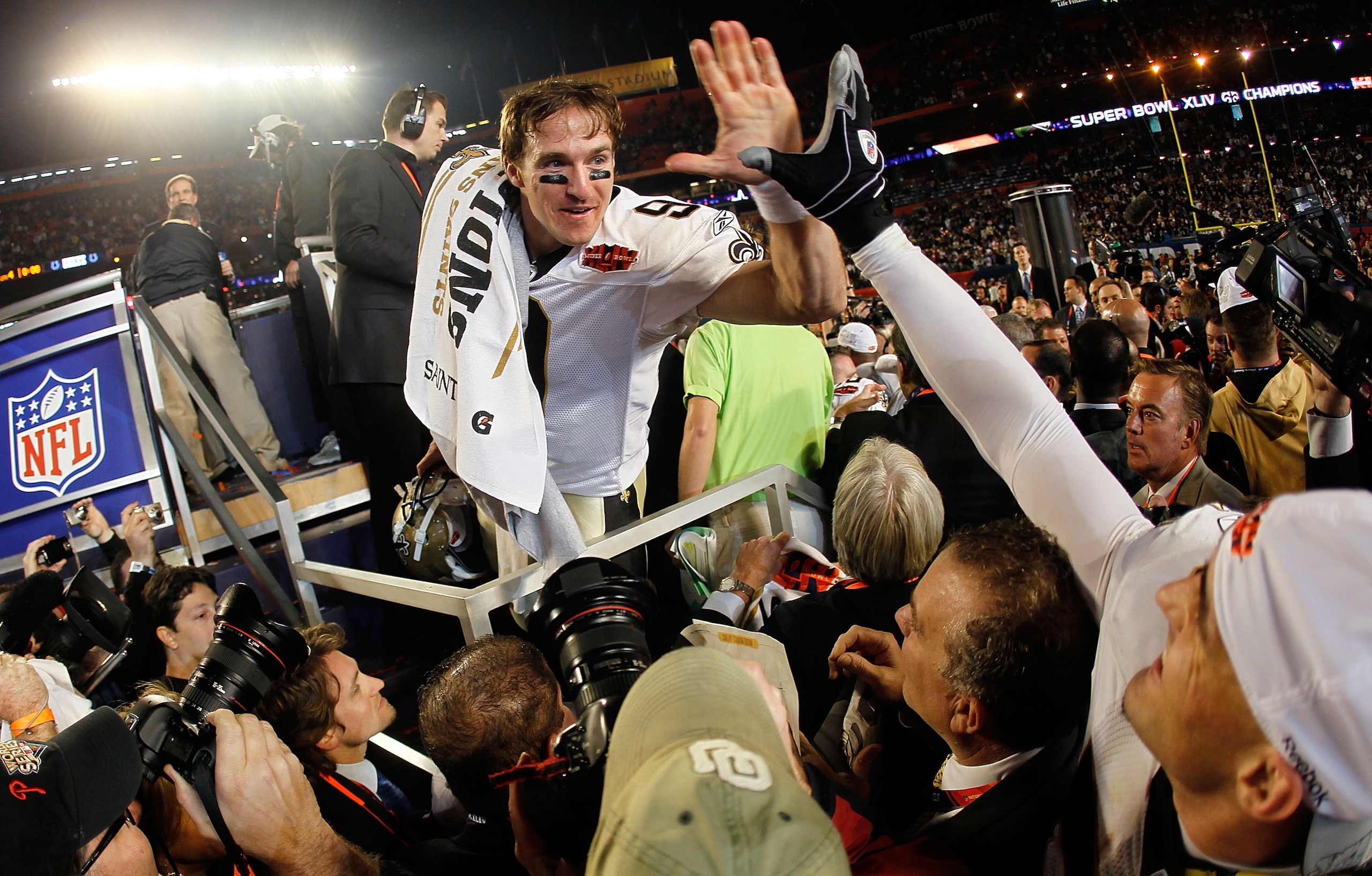 MIAMI GARDENS, FL - FEBRUARY 07:  Drew Brees #9 of the New Orleans Saints celebrates at the end of Super Bowl XLIV on February 7, 2010 at Sun Life Stadium in Miami Gardens, Florida. The Saints defeated the Colts 31-17  (Photo by Donald Miralle/Getty Image