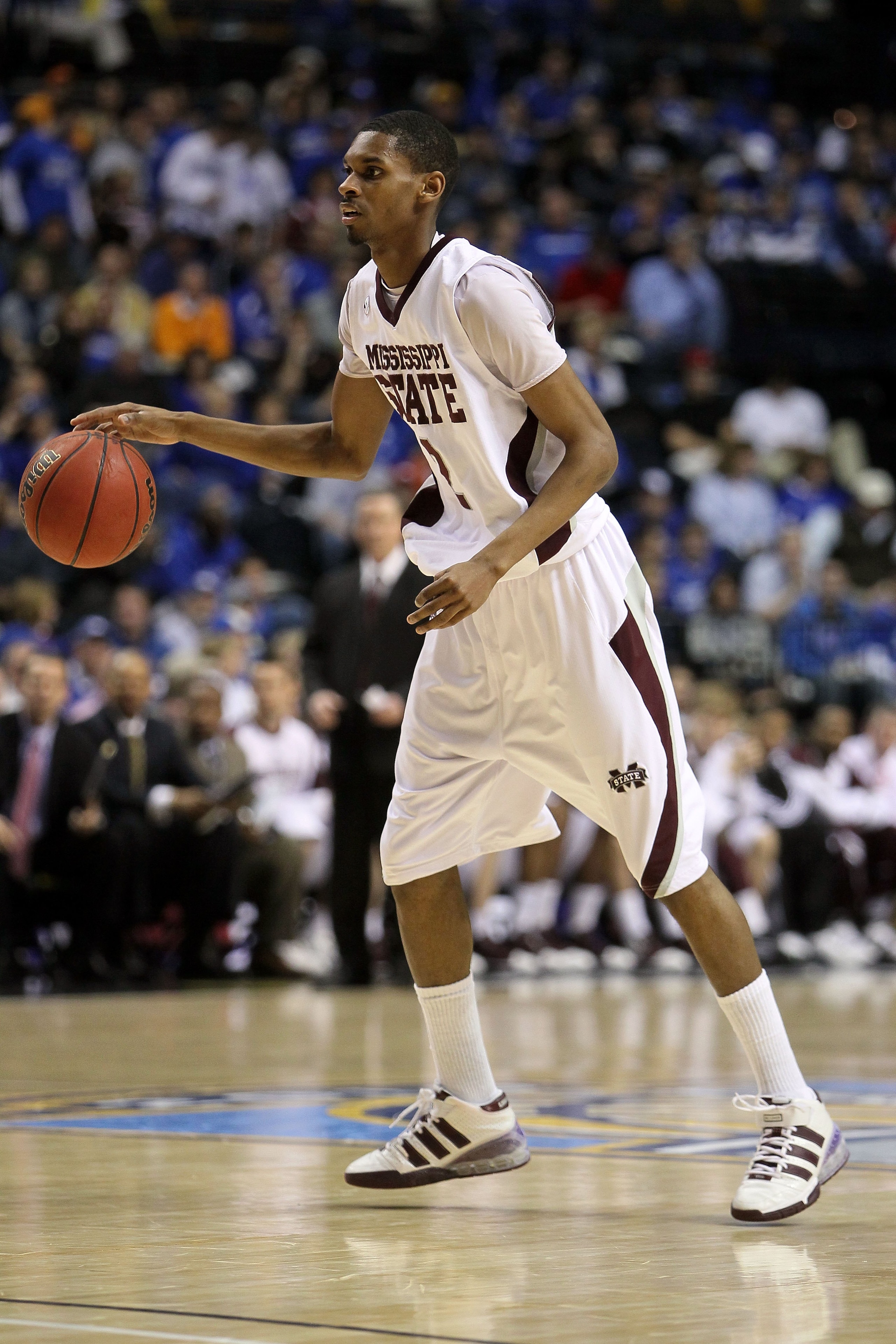 NASHVILLE, TN - MARCH 13: Ravern Johnson #2 of the Mississippi State Bulldogs runs the offense against the Vanderbilt Commodores during the semifinals of the SEC Men's Basketball Tournament at the Bridgestone Arena on March 13, 2010 in Nashville, Tenness NASHVILLE, TN - MARCH 13: Ravern Johnson #2 of the Mississippi State Bulldogs runs the offense against the Vanderbilt Commodores during the semifinals of the SEC Men's Basketball Tournament at the Bridgestone Arena on March 13, 2010 in Nashville, Tenness