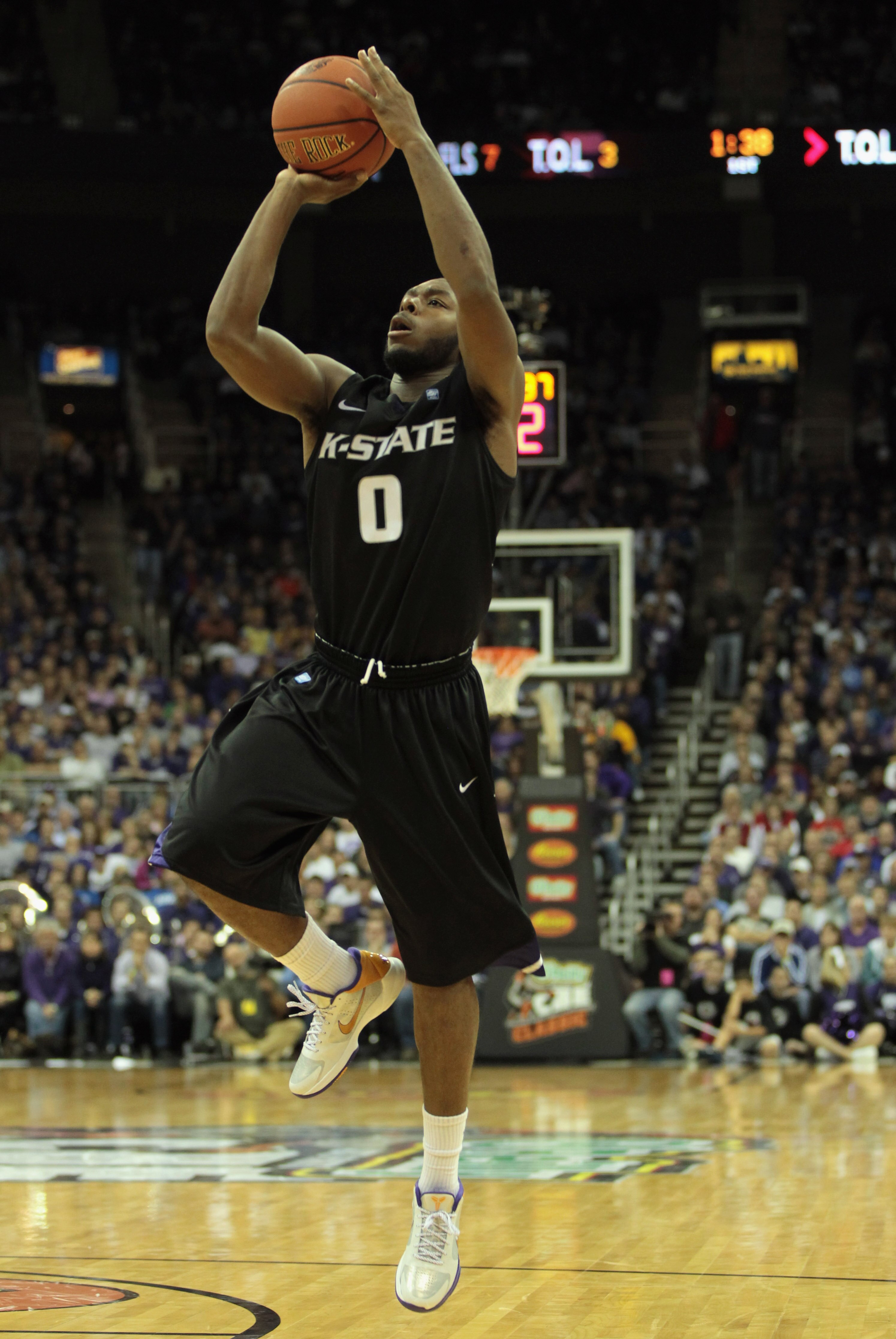 KANSAS CITY, MO - NOVEMBER 22:  Jacob Pullen #0 of the Kansas State Wildcats in action during the CBE Classic game against the Gonzaga Bulldogs on November 22, 2010 at the Sprint Center in Kansas City, Missouri.  (Photo by Jamie Squire/Getty Images)