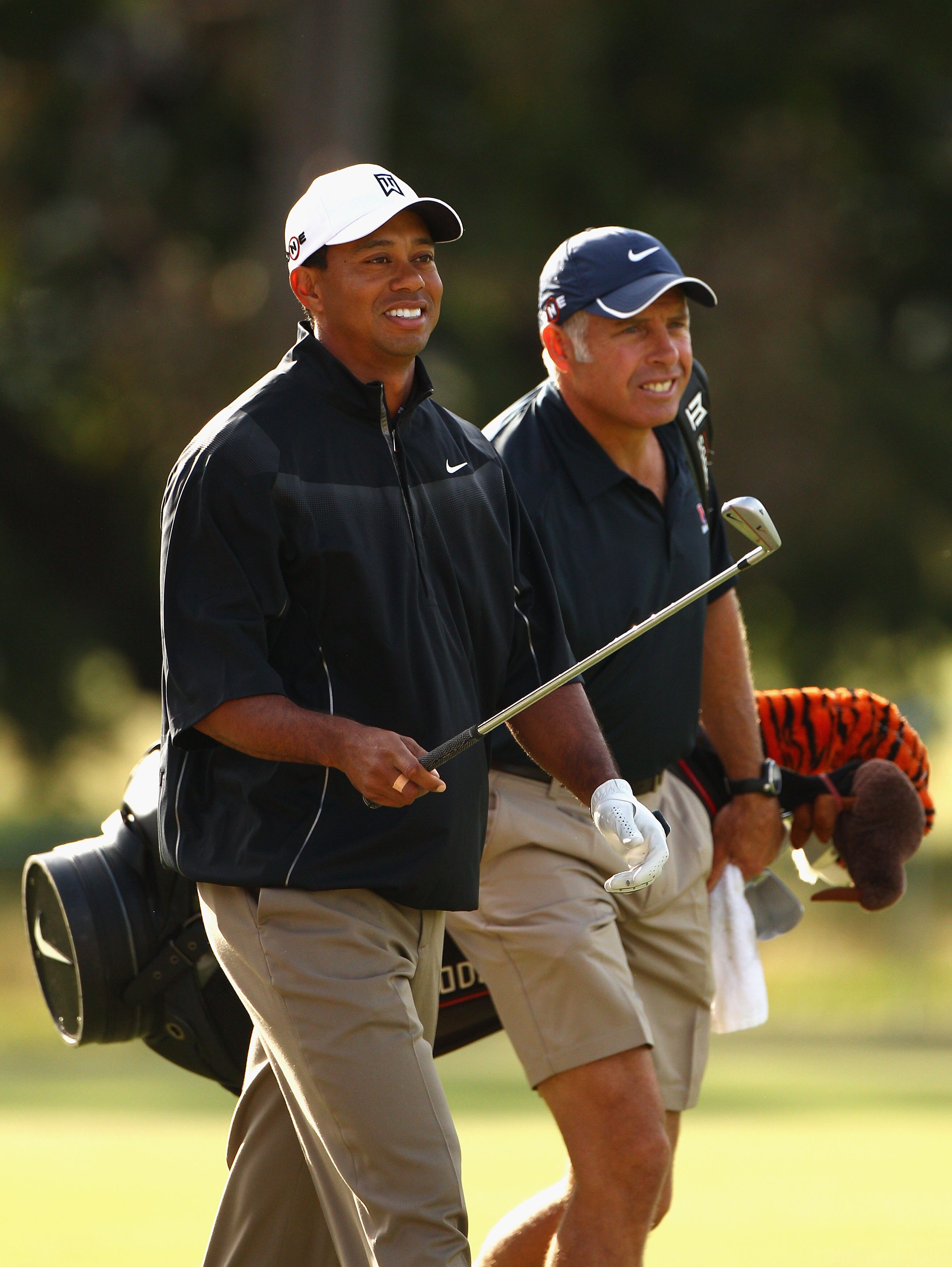 MELBOURNE, AUSTRALIA - NOVEMBER 10:  Tiger Woods of the USA  and his caddie Steve Williams look on during the Pro-Am ahead of the Australian Masters at The Victoria Golf Club on November 10, 2010 in Melbourne, Australia.  (Photo by Ryan Pierse/Getty Image