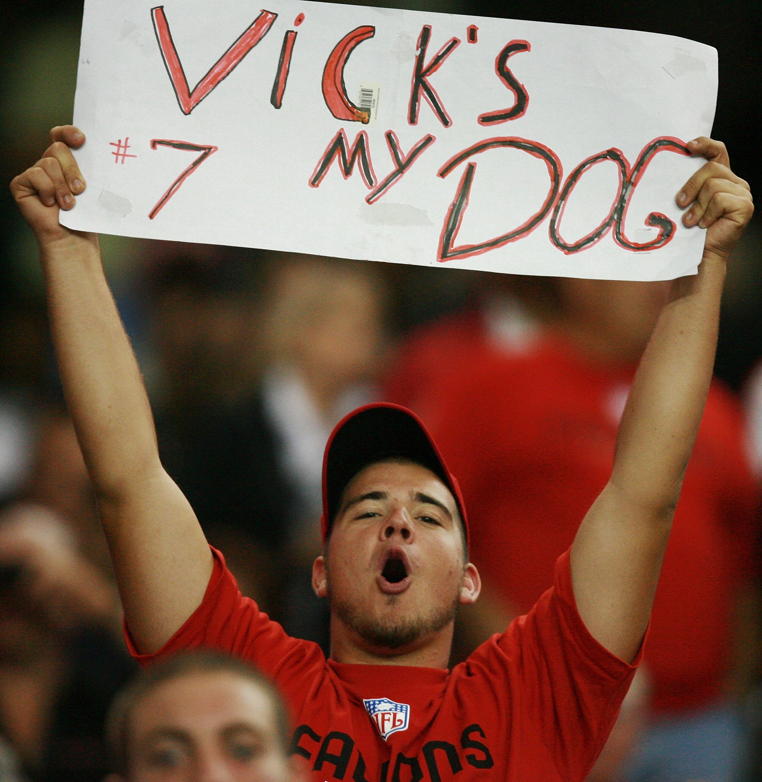 ATLANTA - SEPTEMBER 23:  A Falcons fan shows his feelings about quarterback Michael Vick as the Carolina Panthers take on the Atlanta Falcons at Georgia Dome September 23, 2007 in Atlanta, Georgia. The Panthers defeated the Falcons 27-20.  (Photo by Doug