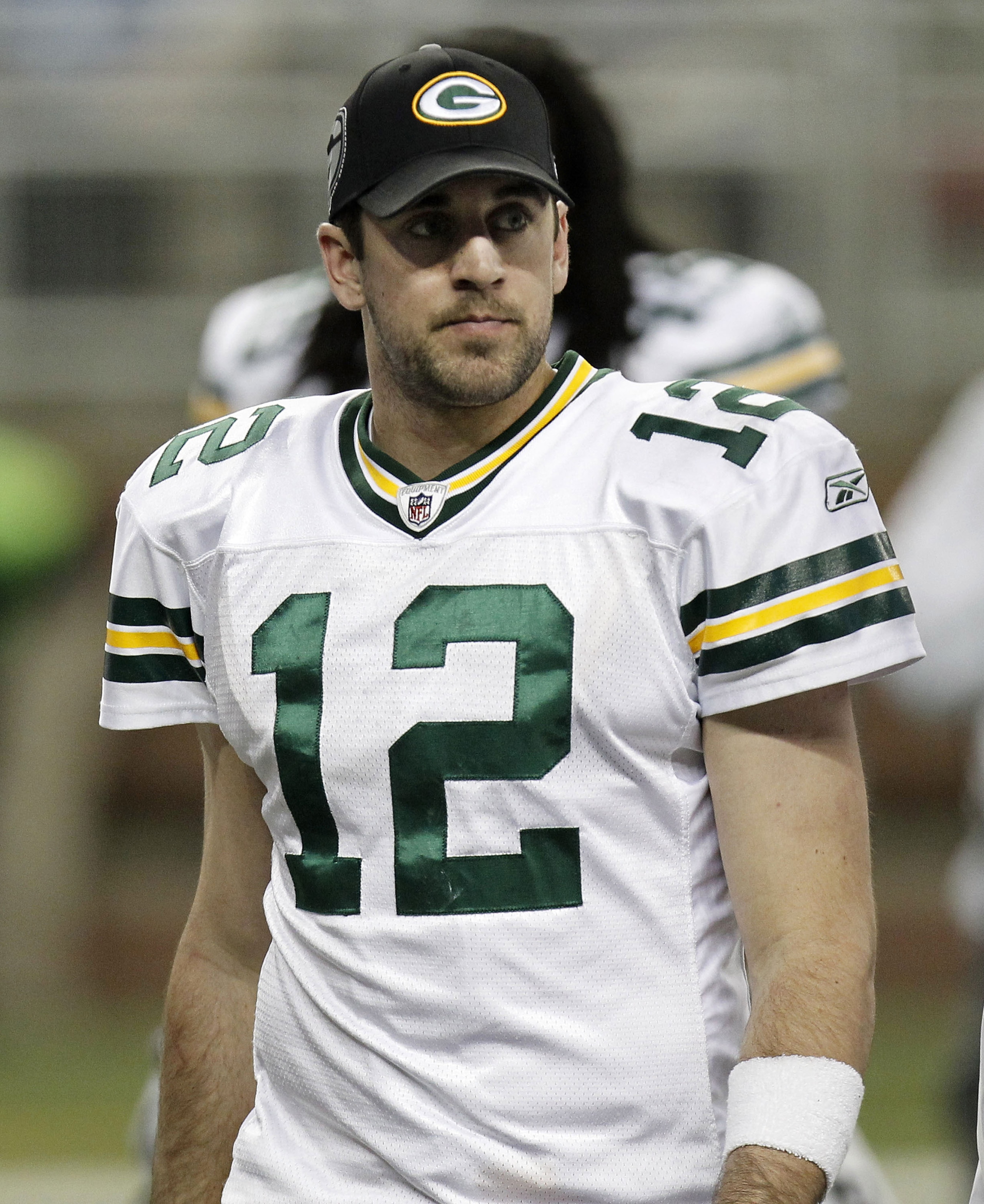 DETROIT, MI - DECEMBER 12: Aaron Rodgers #12 of the Green Bay Packers leaves the field at halftime after leaving the game with a concussion while playing the Detroit Lions on December 12, 2010 at Ford Field in Detroit, Michigan.  (Photo by Gregory Shamus/