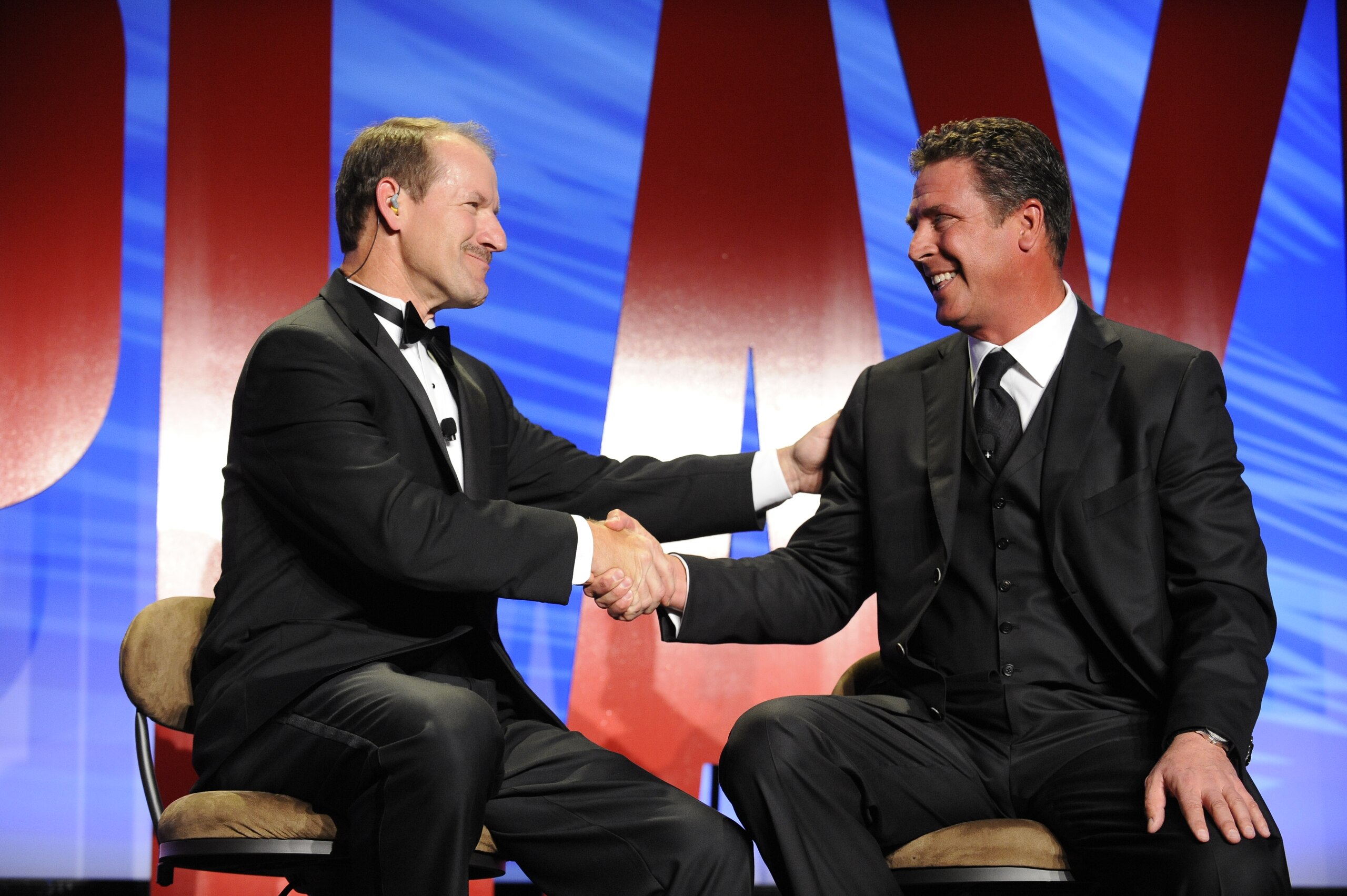 WASHINGTON - APRIL 4:   Co-host Bill Cowher (L) and Hall of Famer Dan Marino during the NFL PLAYERS Gala at the Washington Hilton on April 4, 2008 in Washington, D.C.  (Photo by Mitchell Layton/Getty Images for PLAYERS INC)