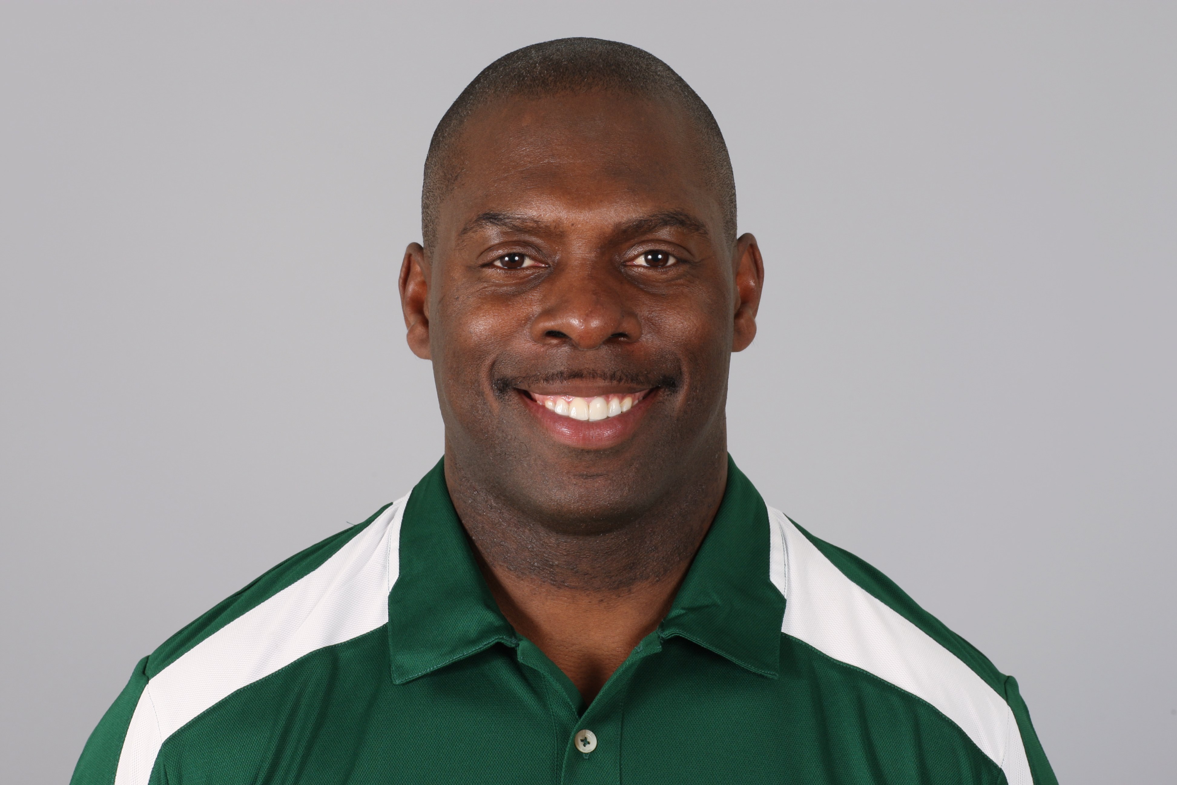 EAST RUTHERFORD, NJ - 2009:  Anthony Lynn of the New York Jets poses for his 2009 NFL headshot at photo day in East Rutherford, New Jersey.  (Photo by NFL Photos)