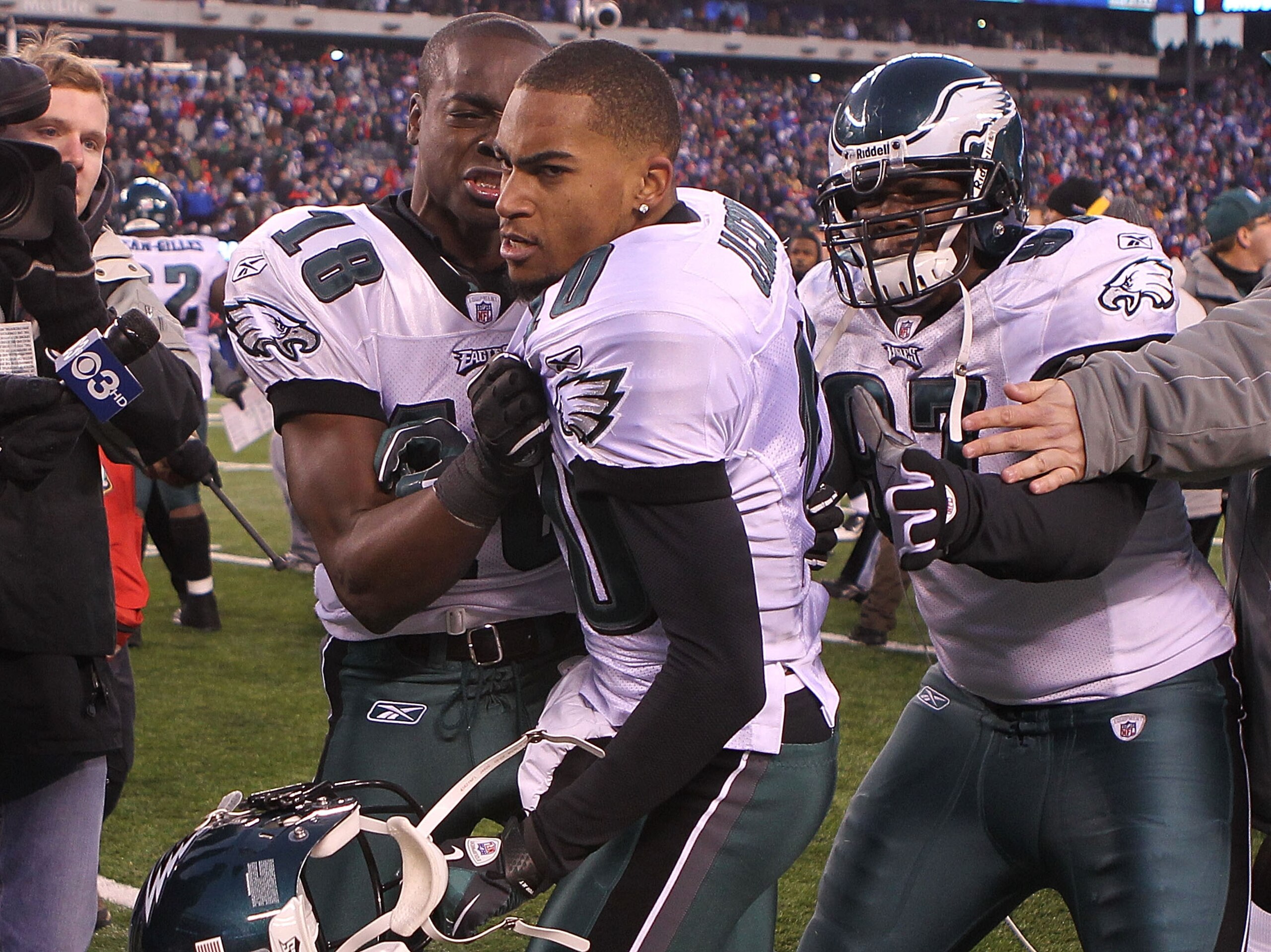EAST RUTHERFORD, NJ - DECEMBER 19:  DeSean Jackson #10 of the Philadelphia Eagles celebrates his game winning touchdown with teammates Jeremy Maclin #18 and Brodrick Bunkley #97 against the New York Giants at New Meadowlands Stadium on December 19, 2010 i